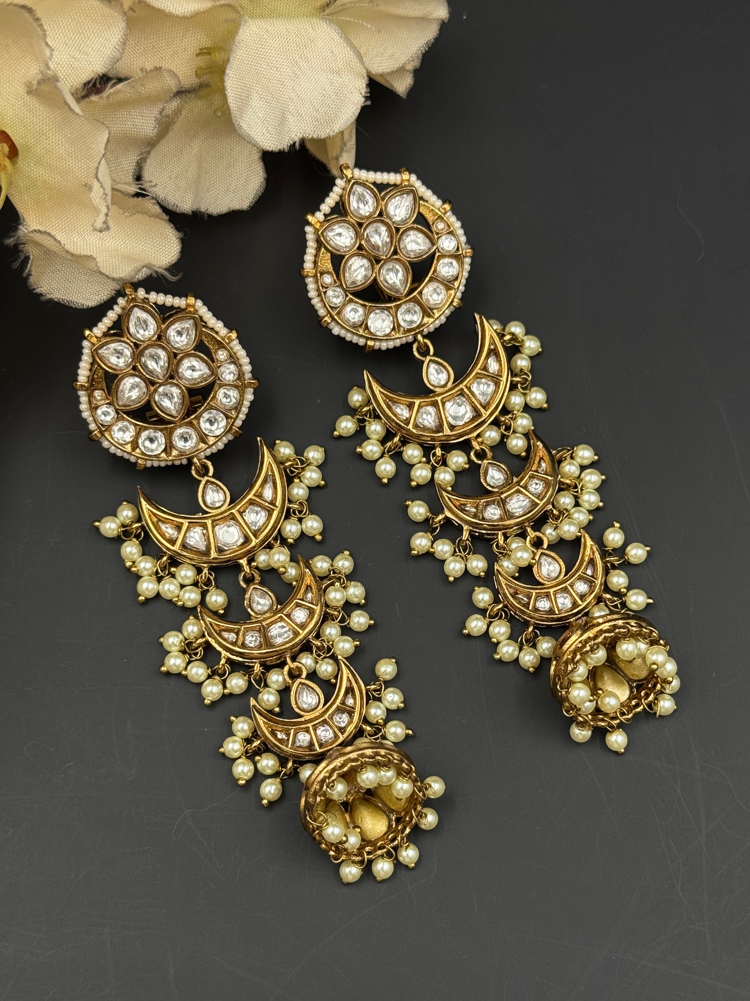 ZIVA EARRING