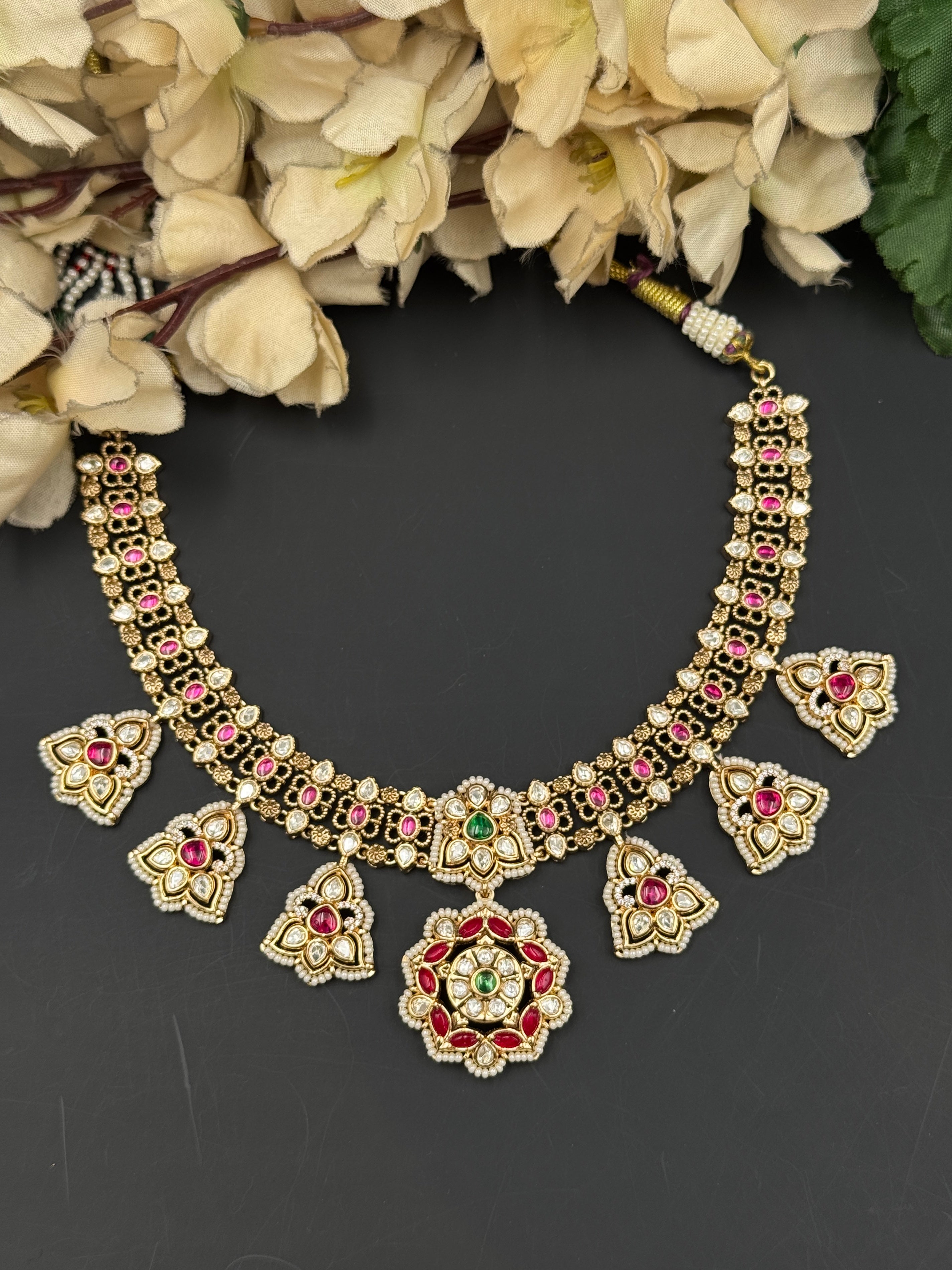 ALAYNA NECKLACE