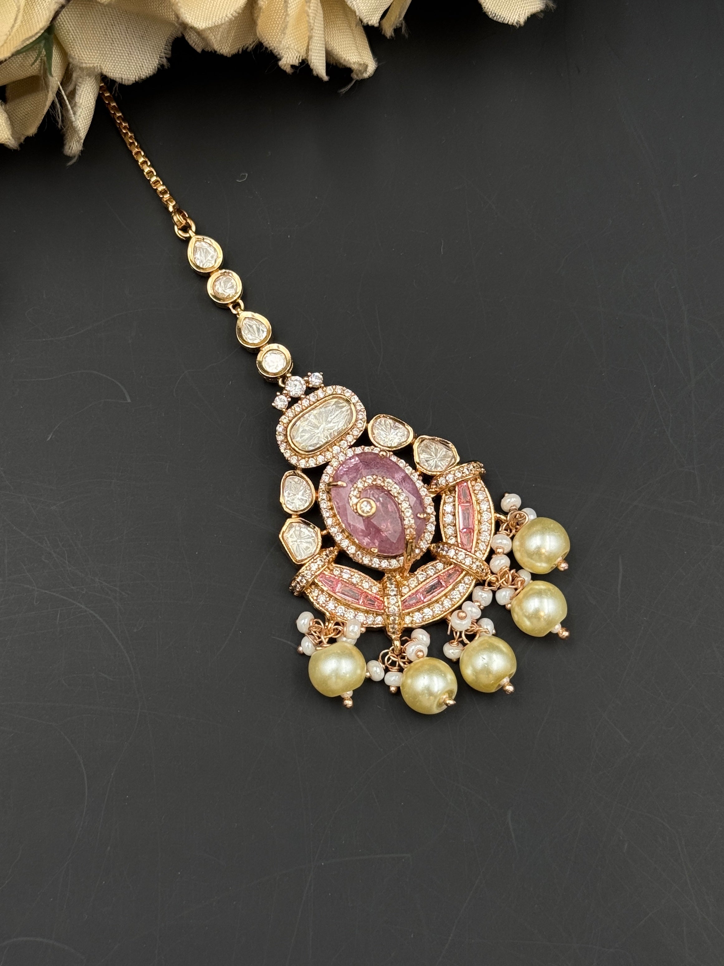HIBA NECKLACE