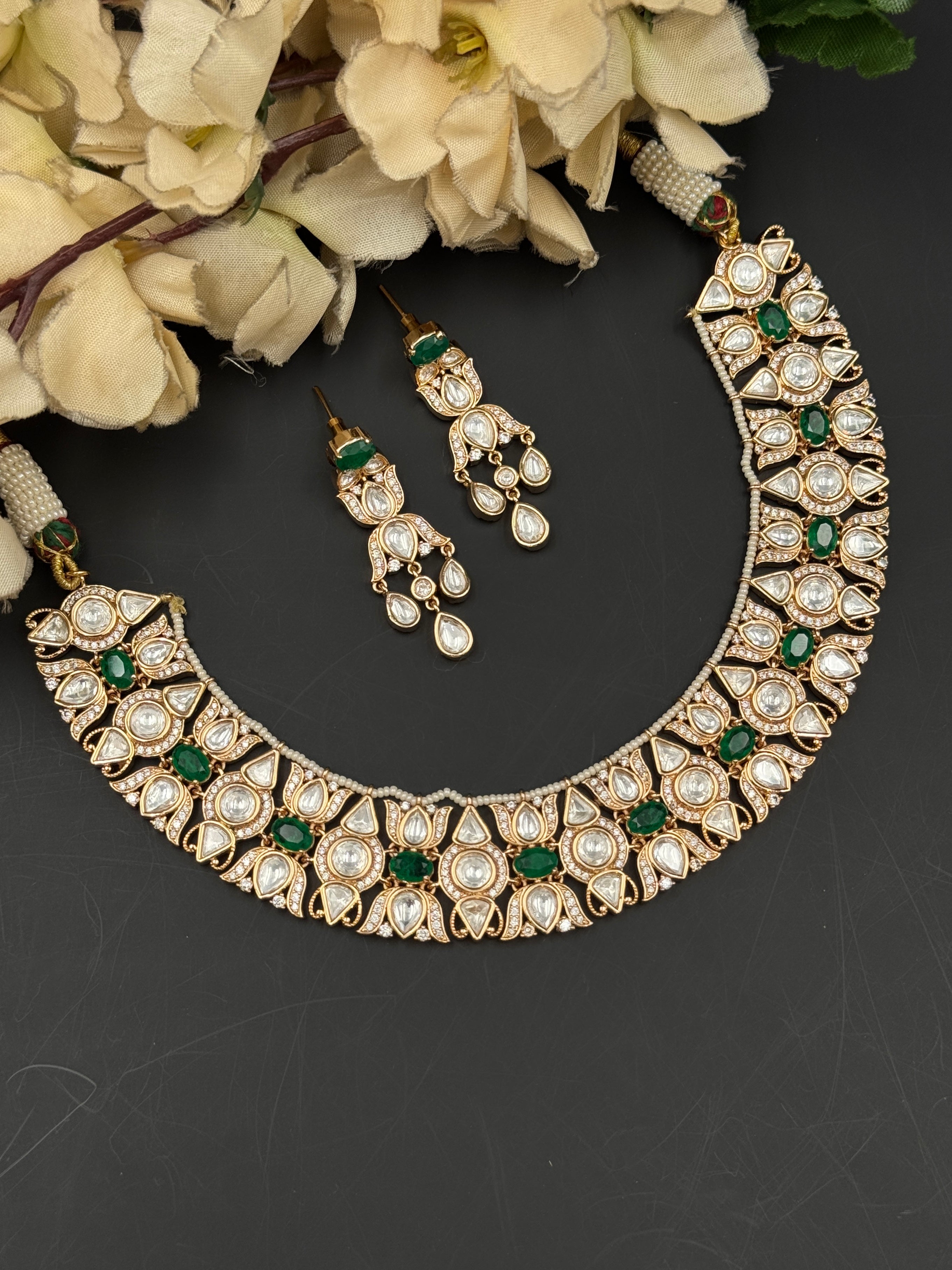 NOOR NECKLACE