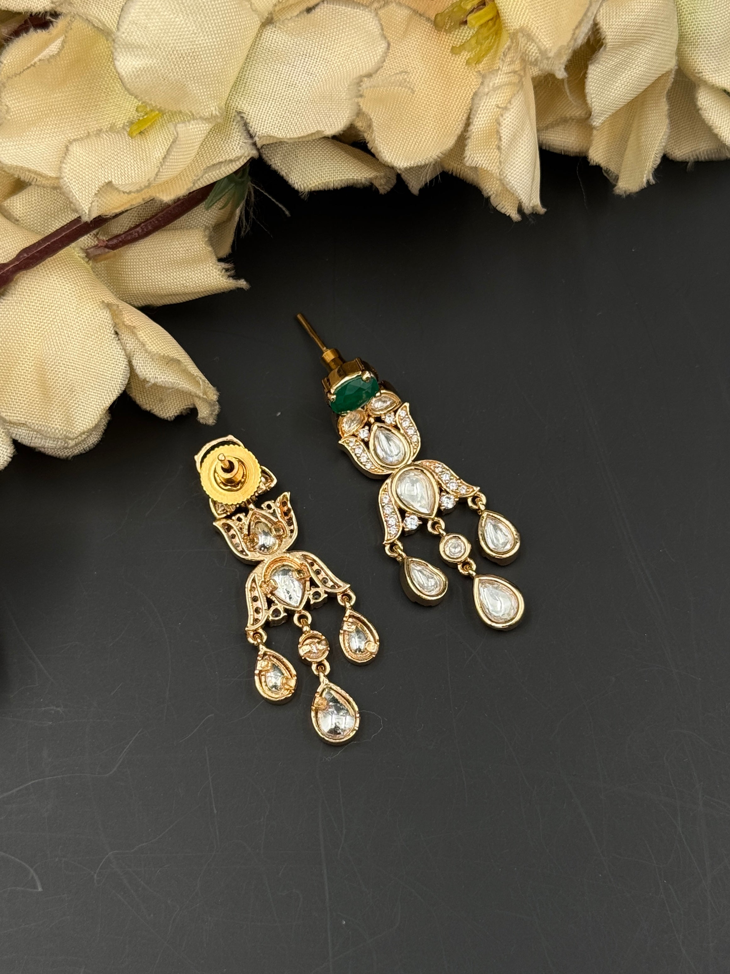 NOOR NECKLACE
