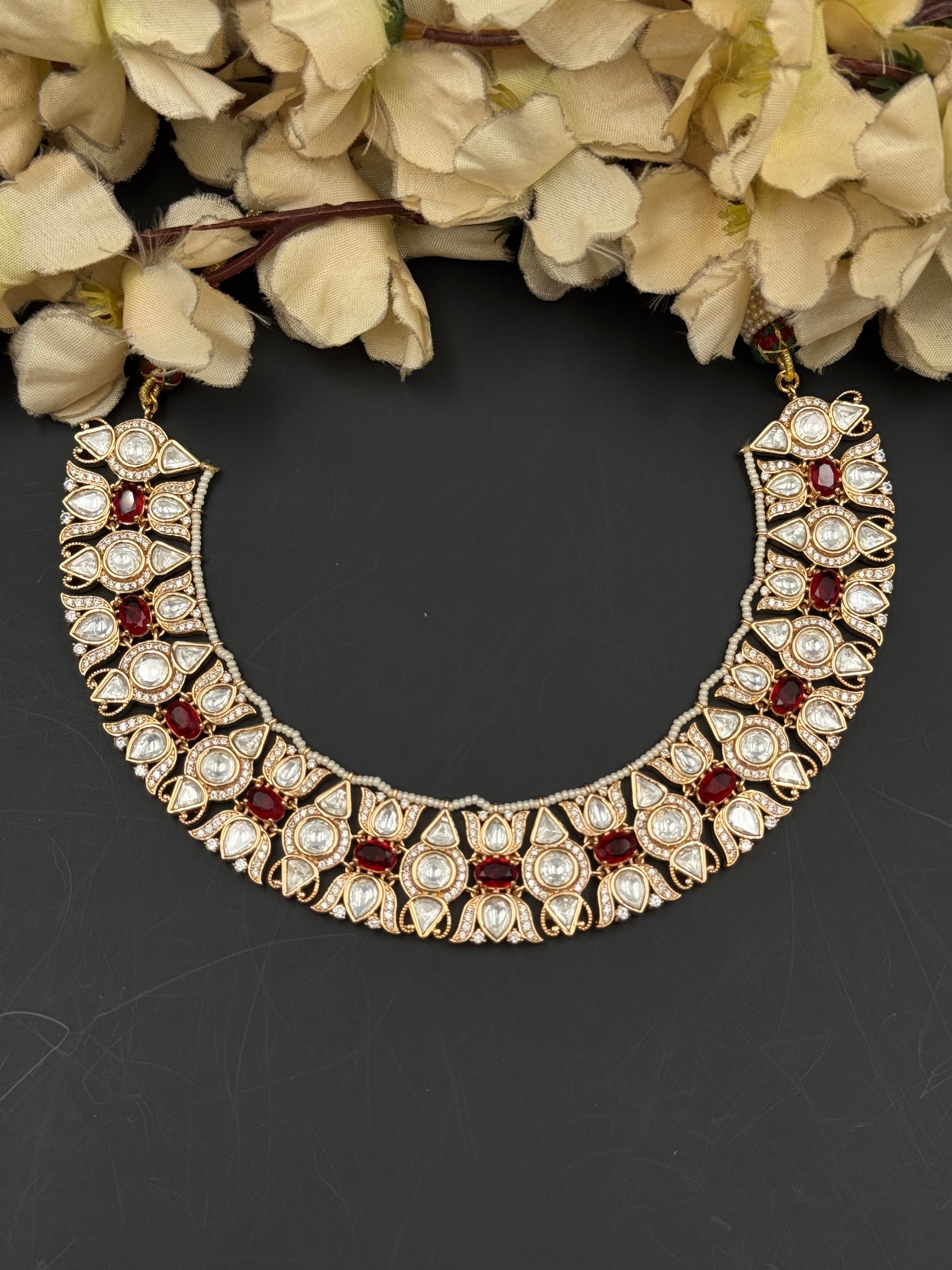 NOOR NECKLACE