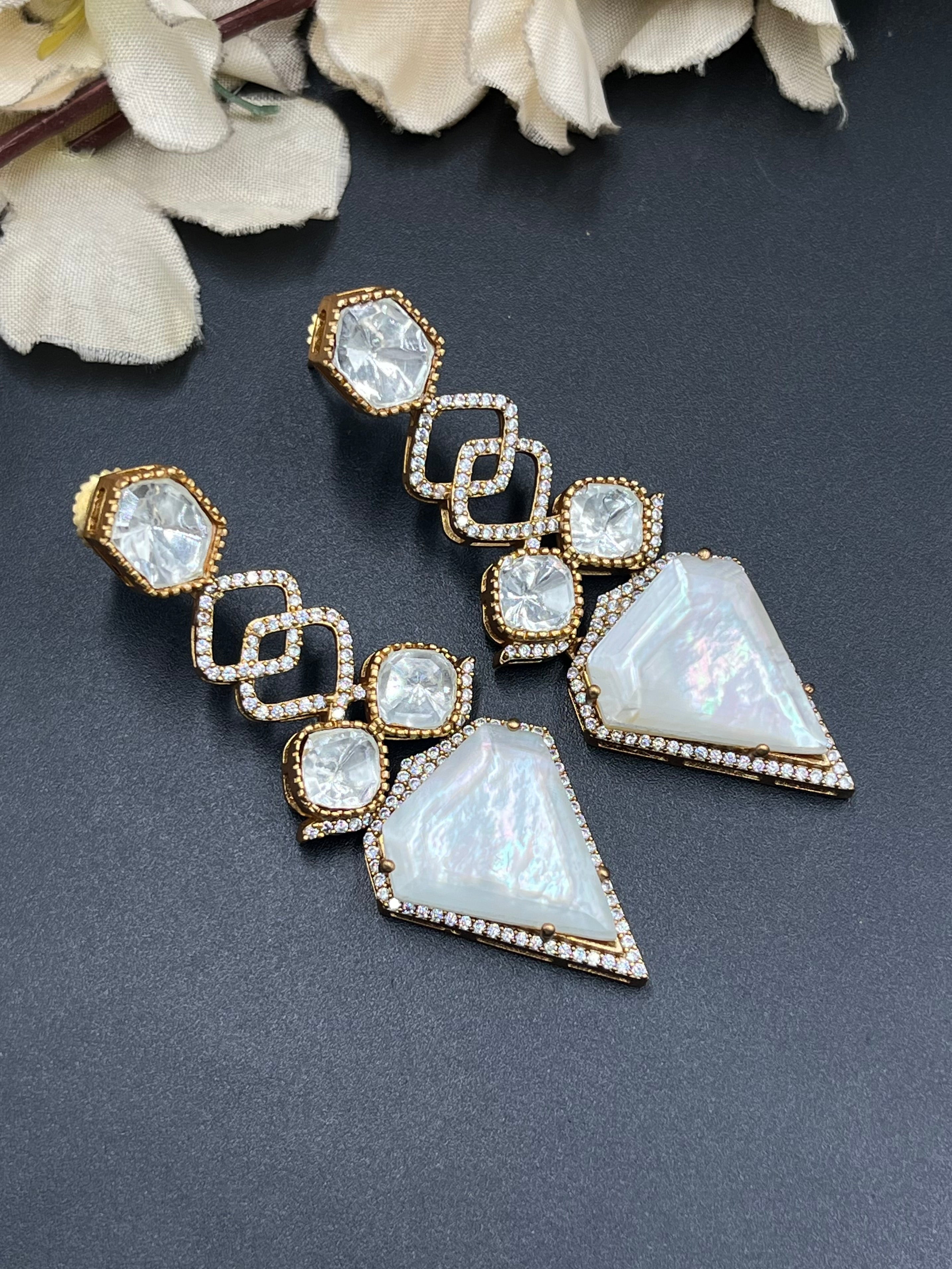 ZAHRA EARRINGS
