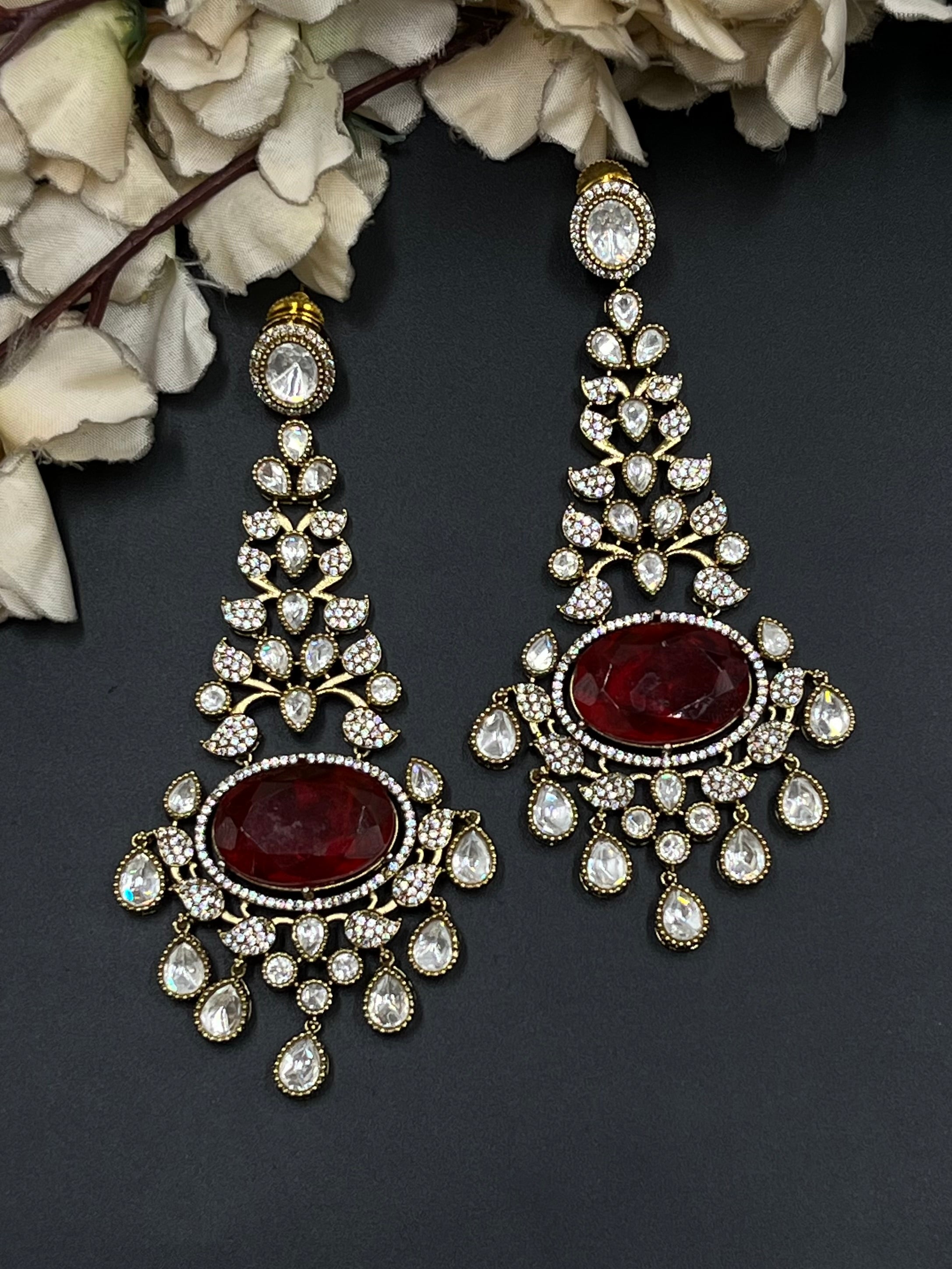 INIYA EARRINGS