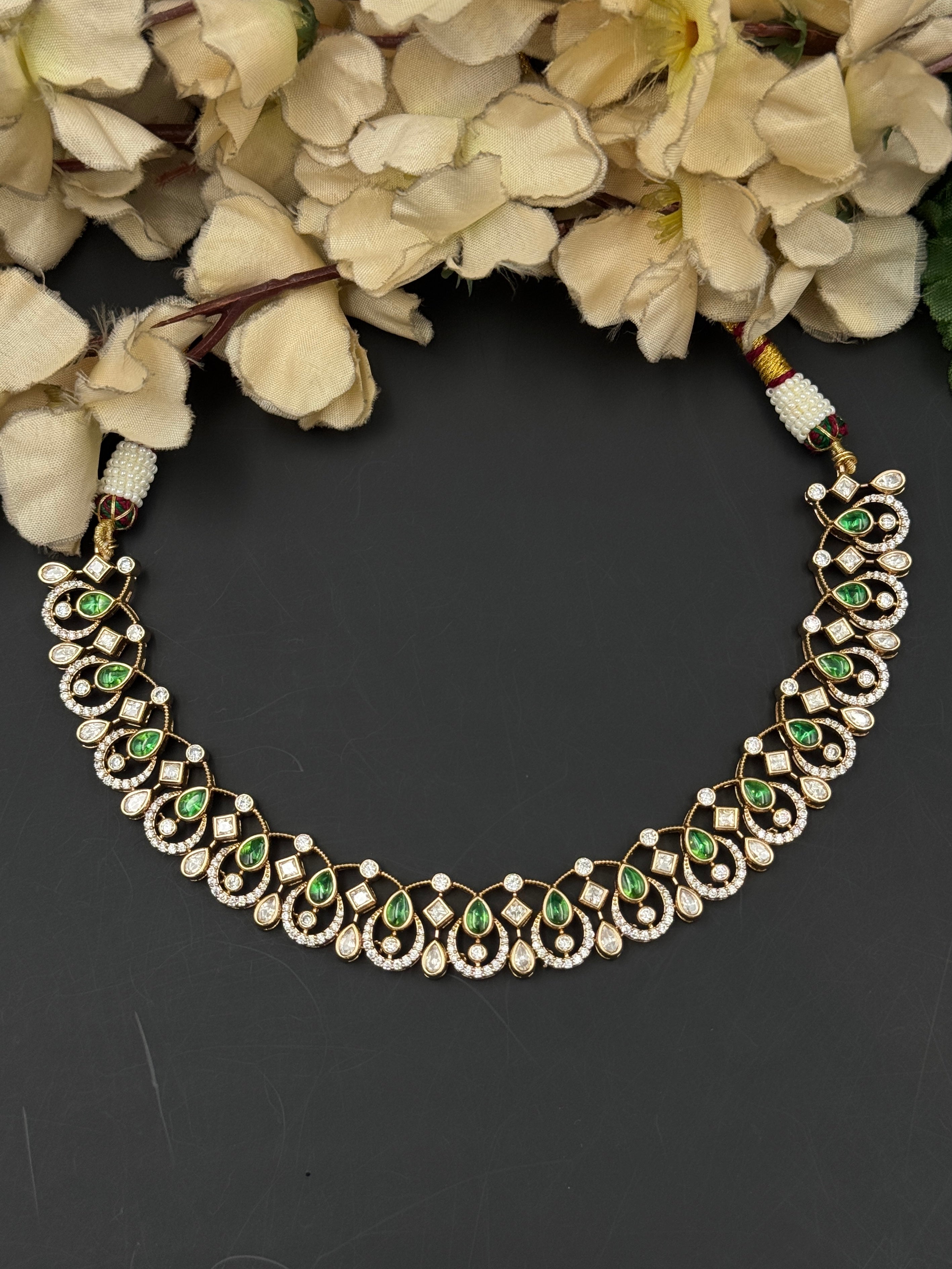 ERUM NECKLACE