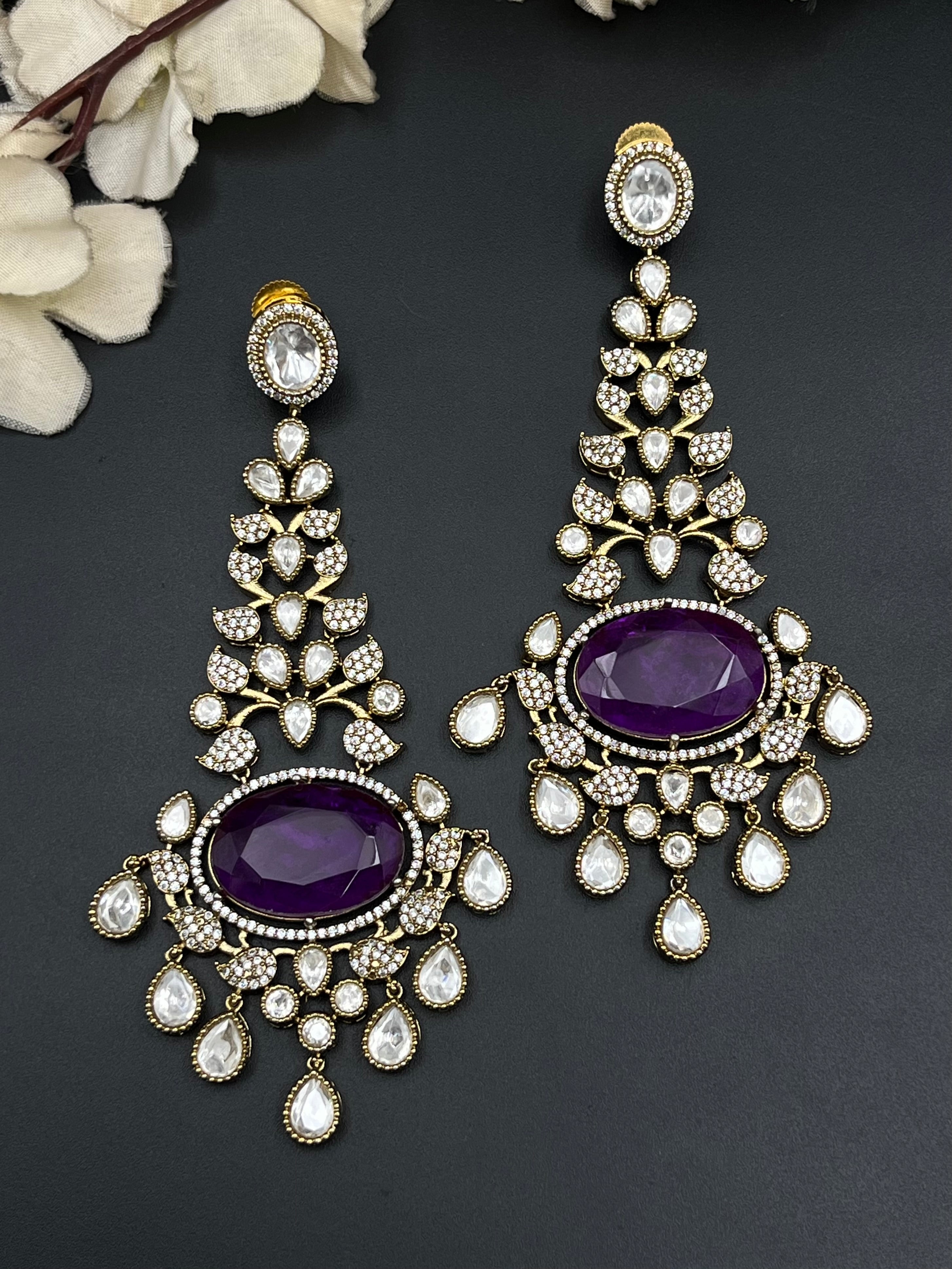 INIYA EARRINGS