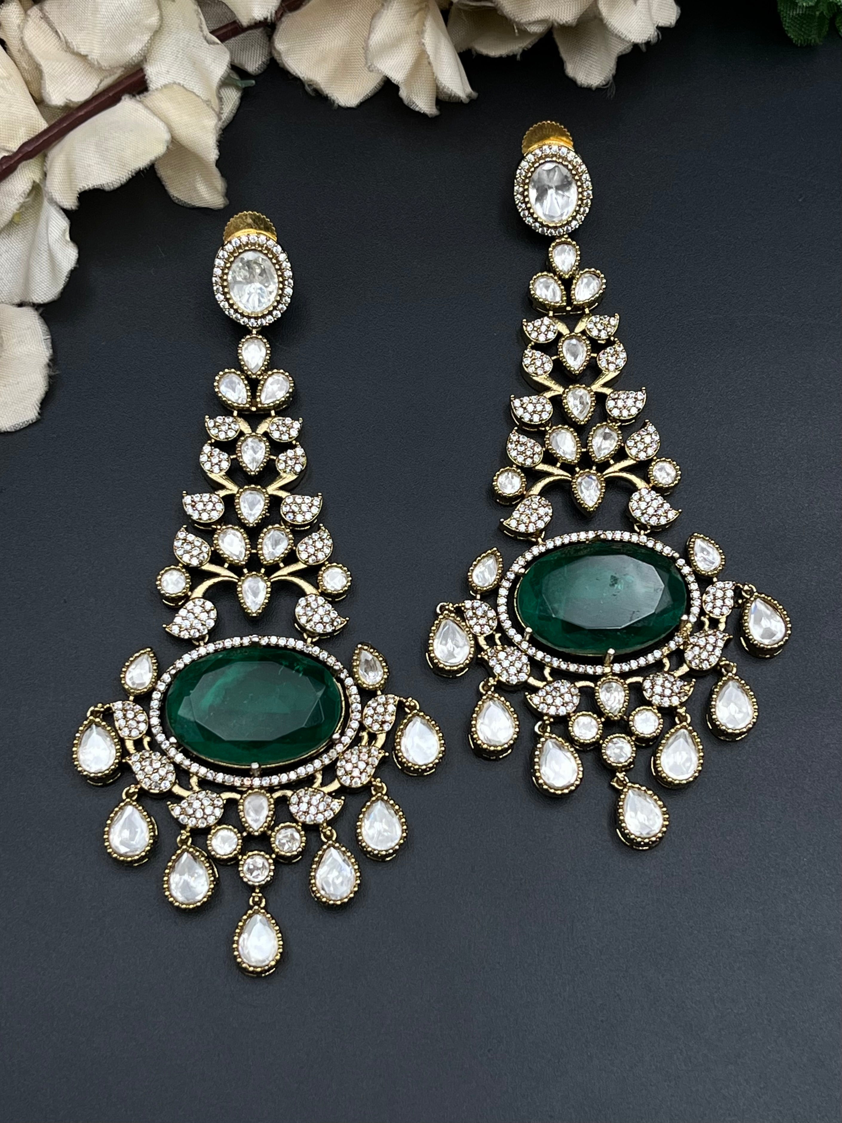 INIYA EARRINGS