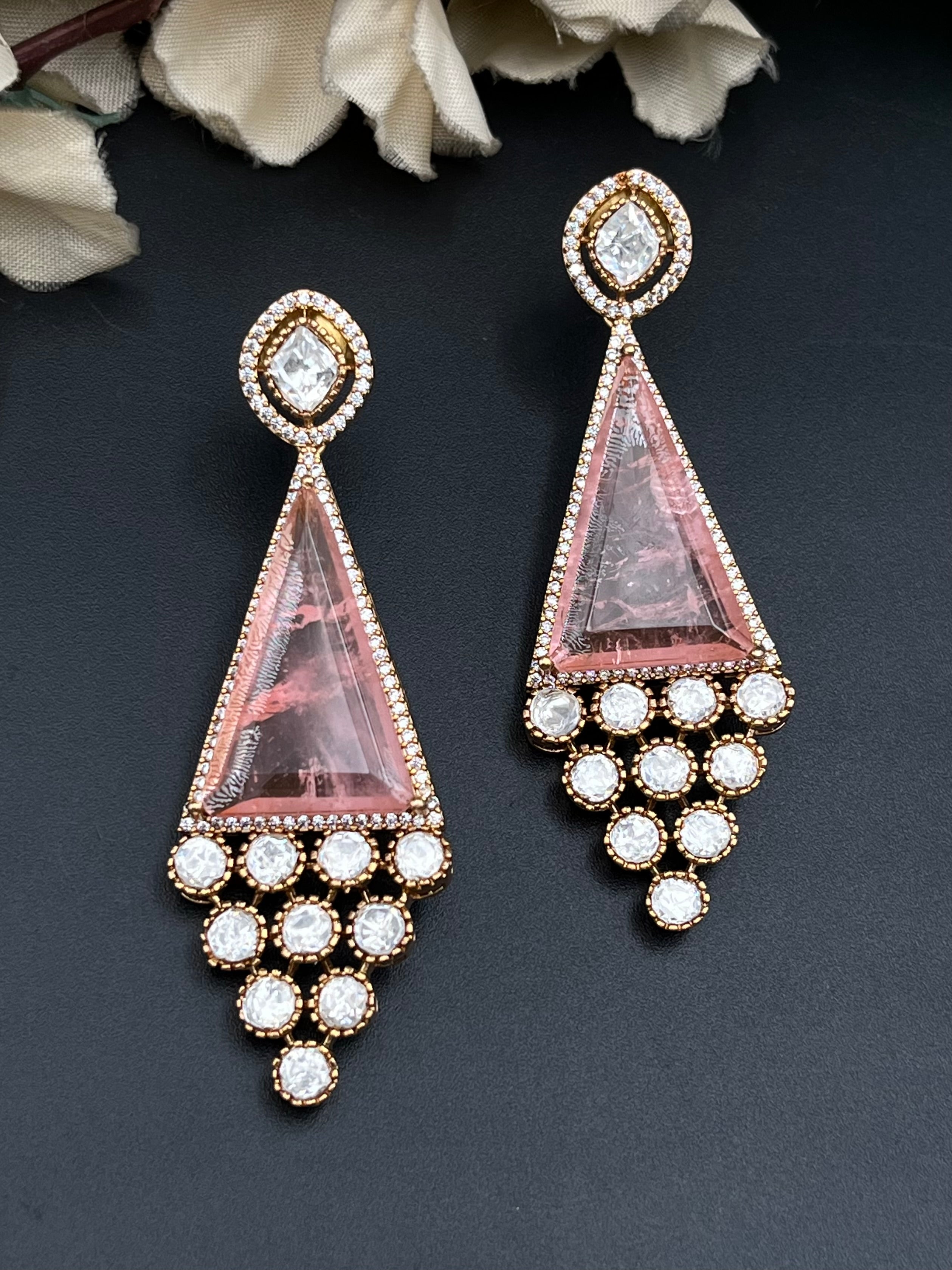 GUNU EARRINGS