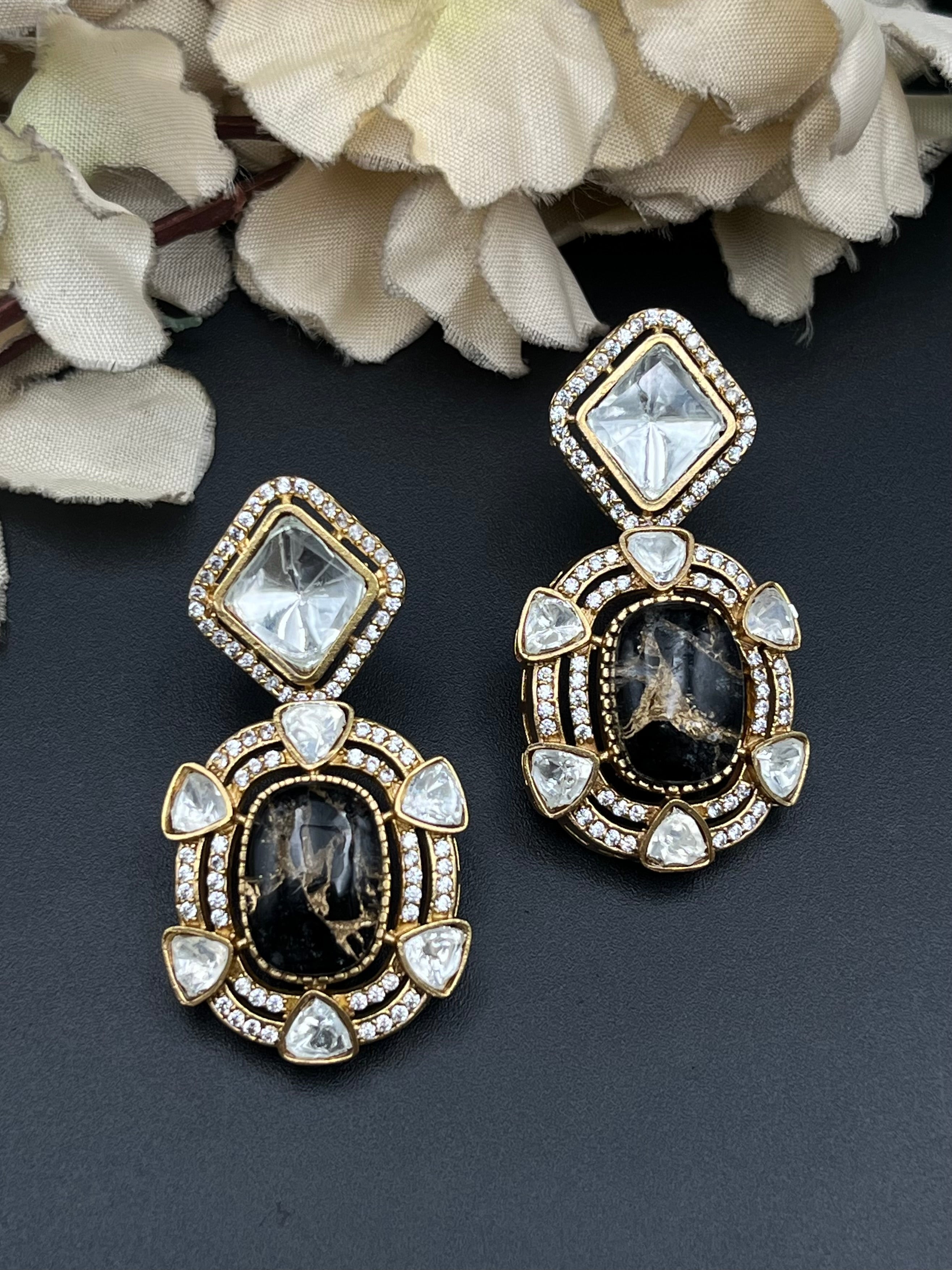 ISHA EARRINGS