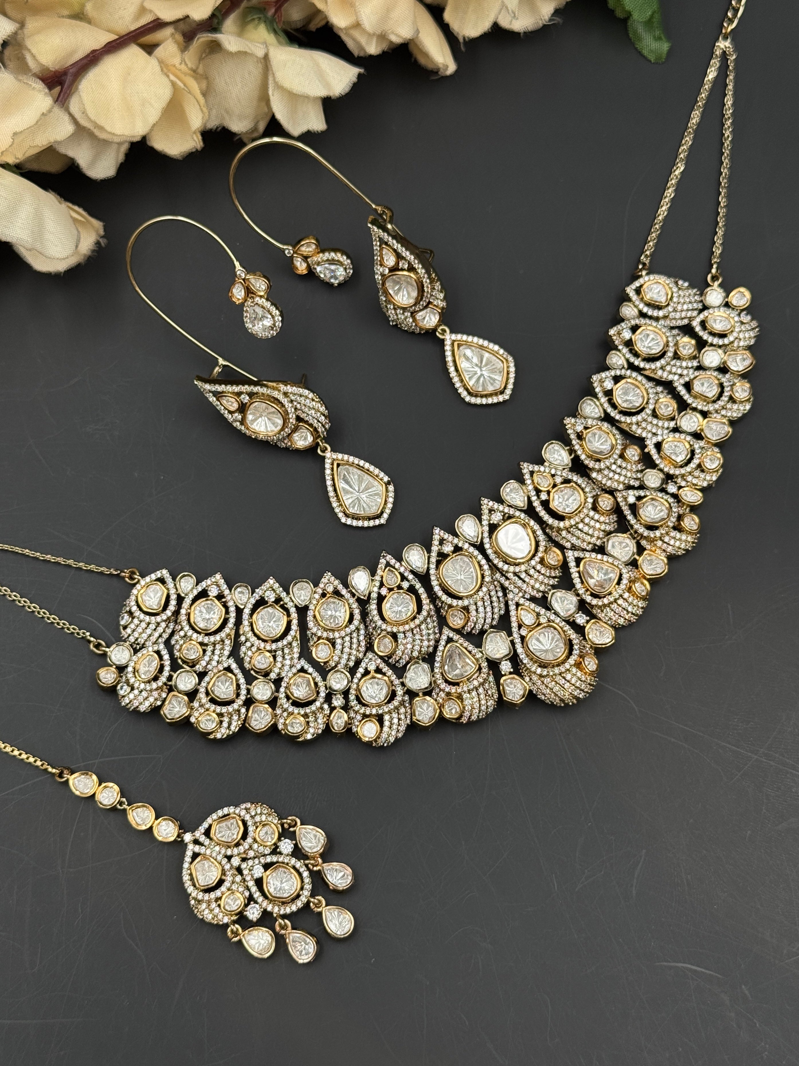 NUPUR NECKLACE