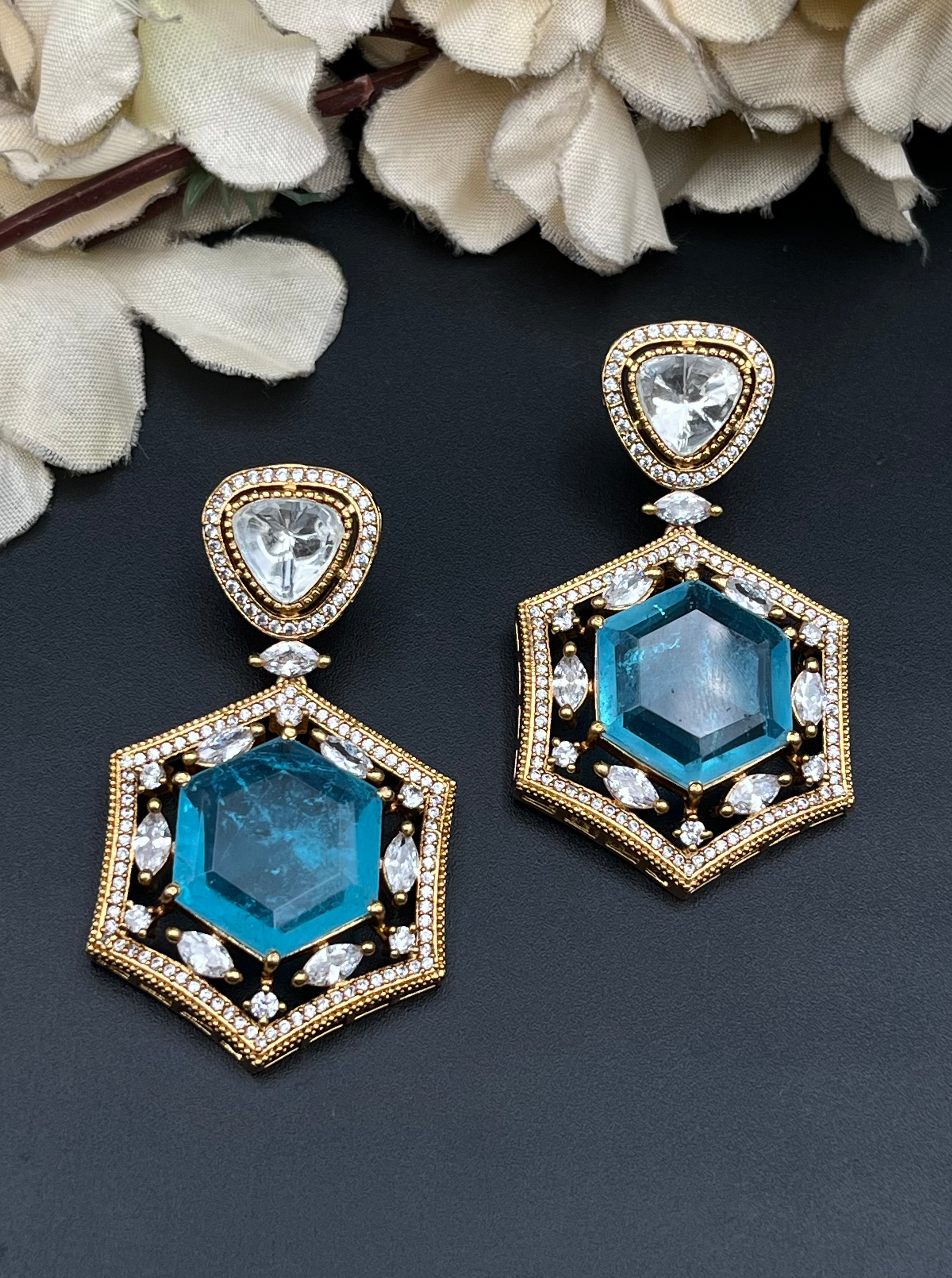 SIYA EARRINGS
