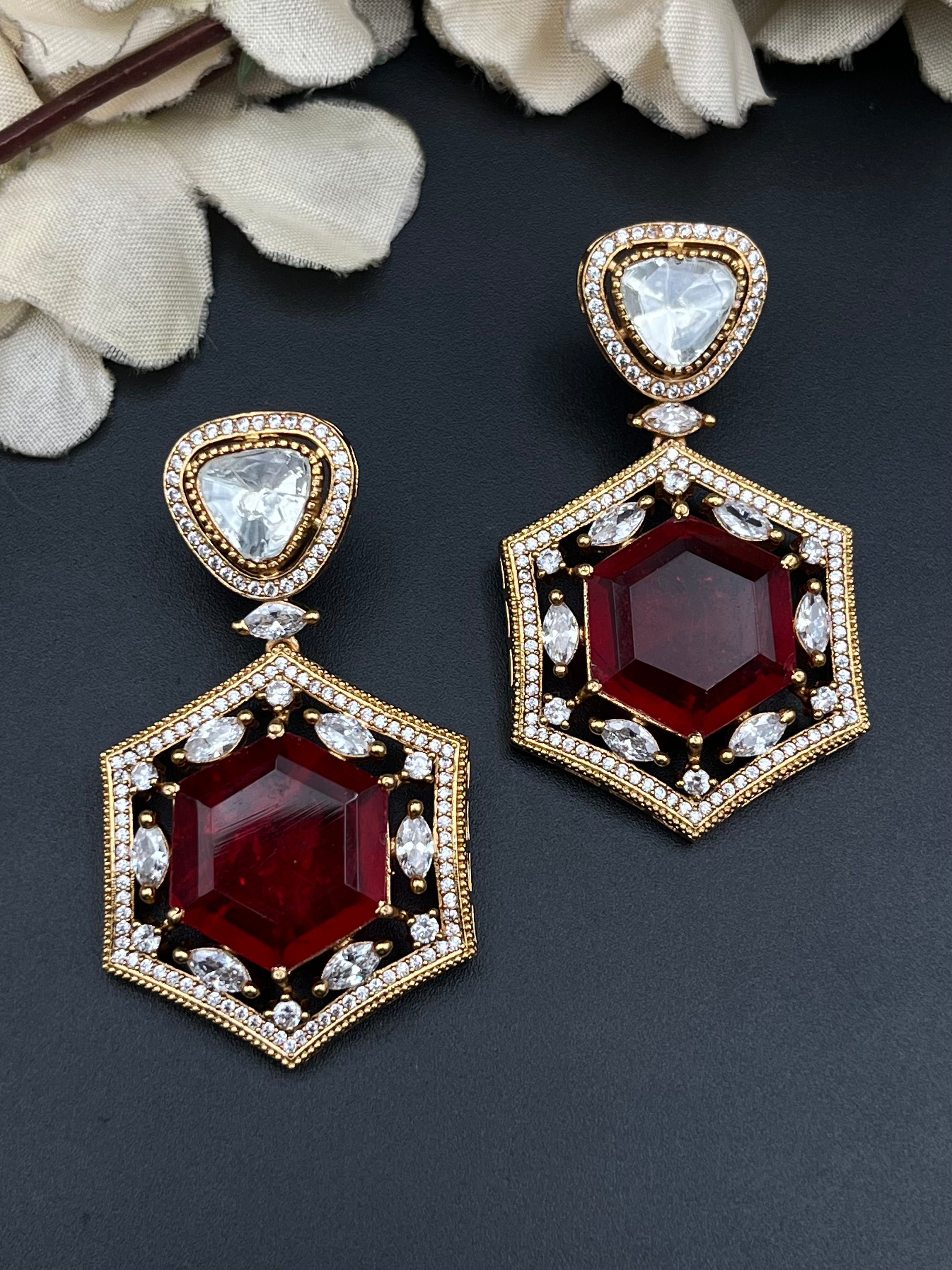SIYA EARRINGS