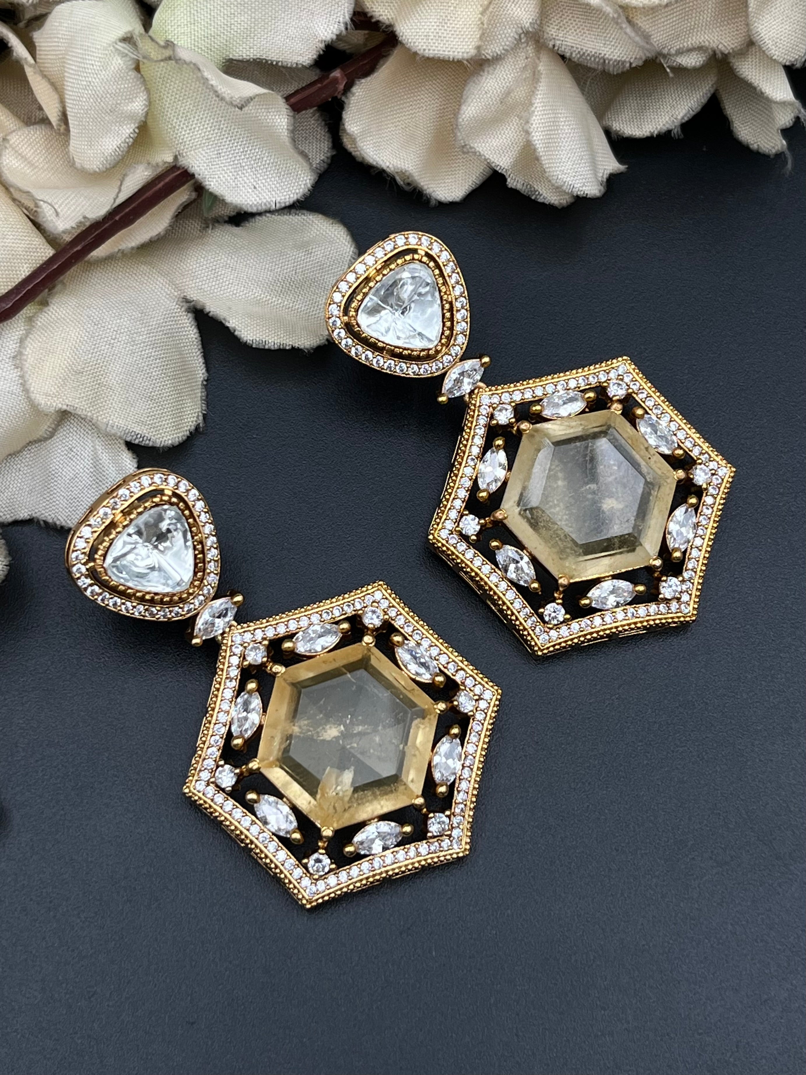 SIYA EARRINGS