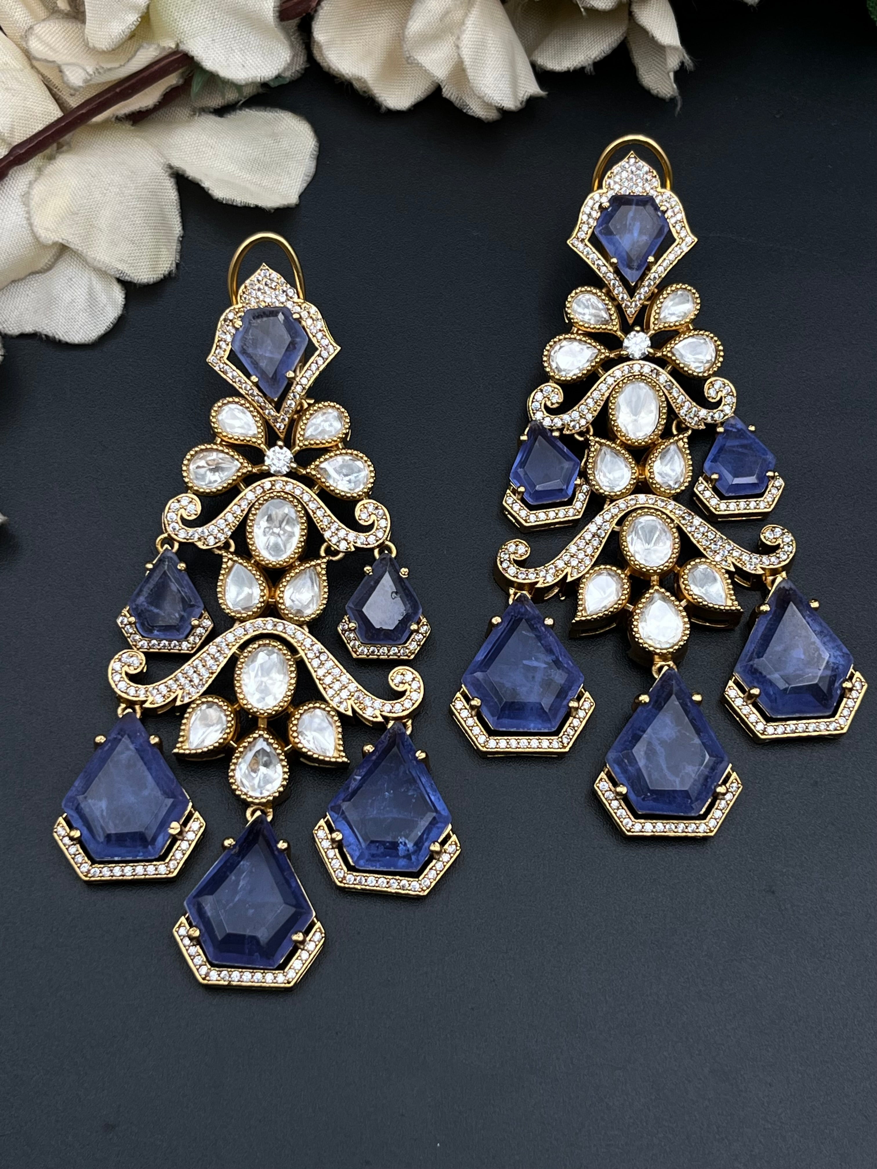 ISMA EARRINGS