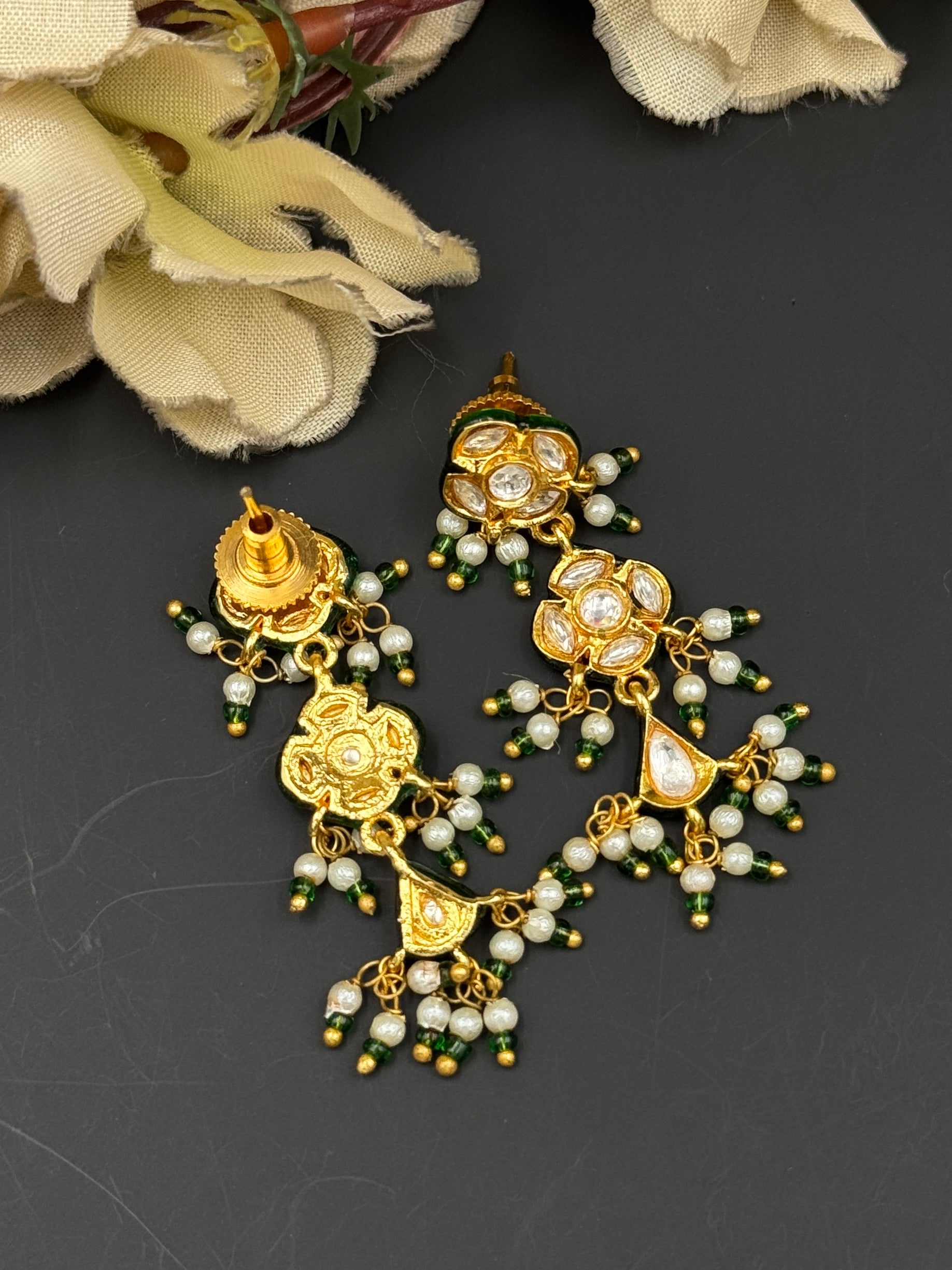 MOH NECKLACE