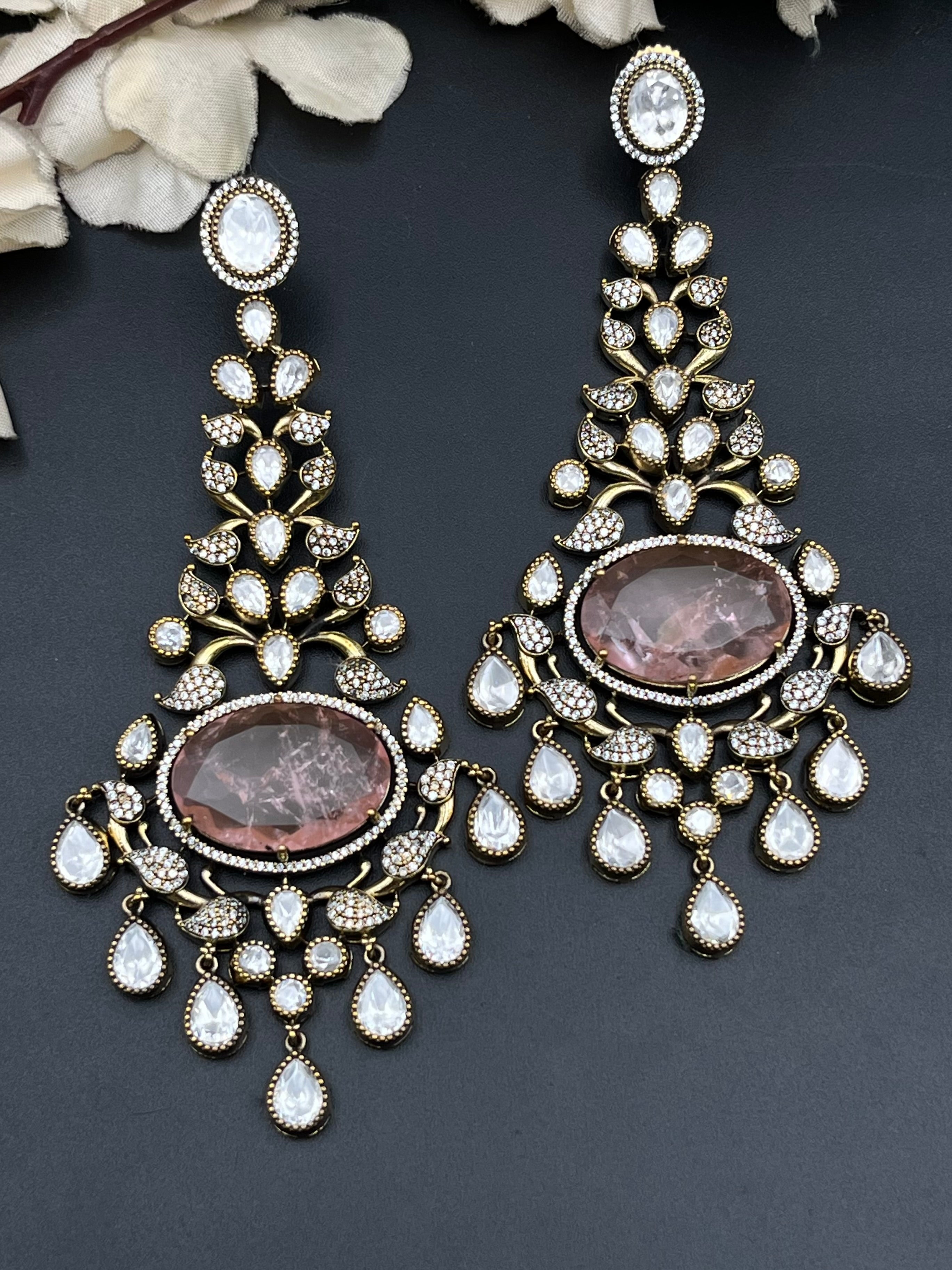 INIYA EARRINGS