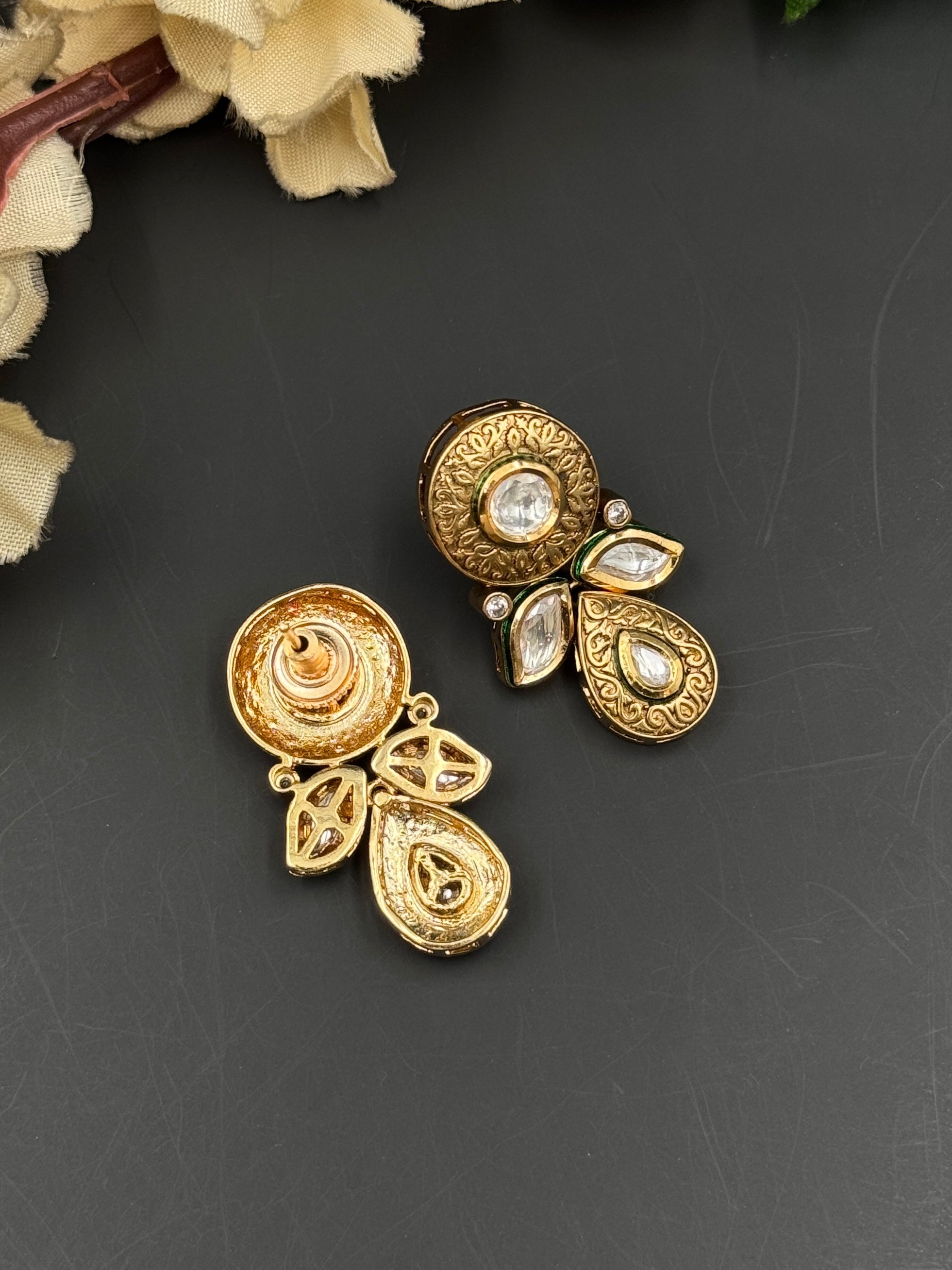 SABA NECKLACE