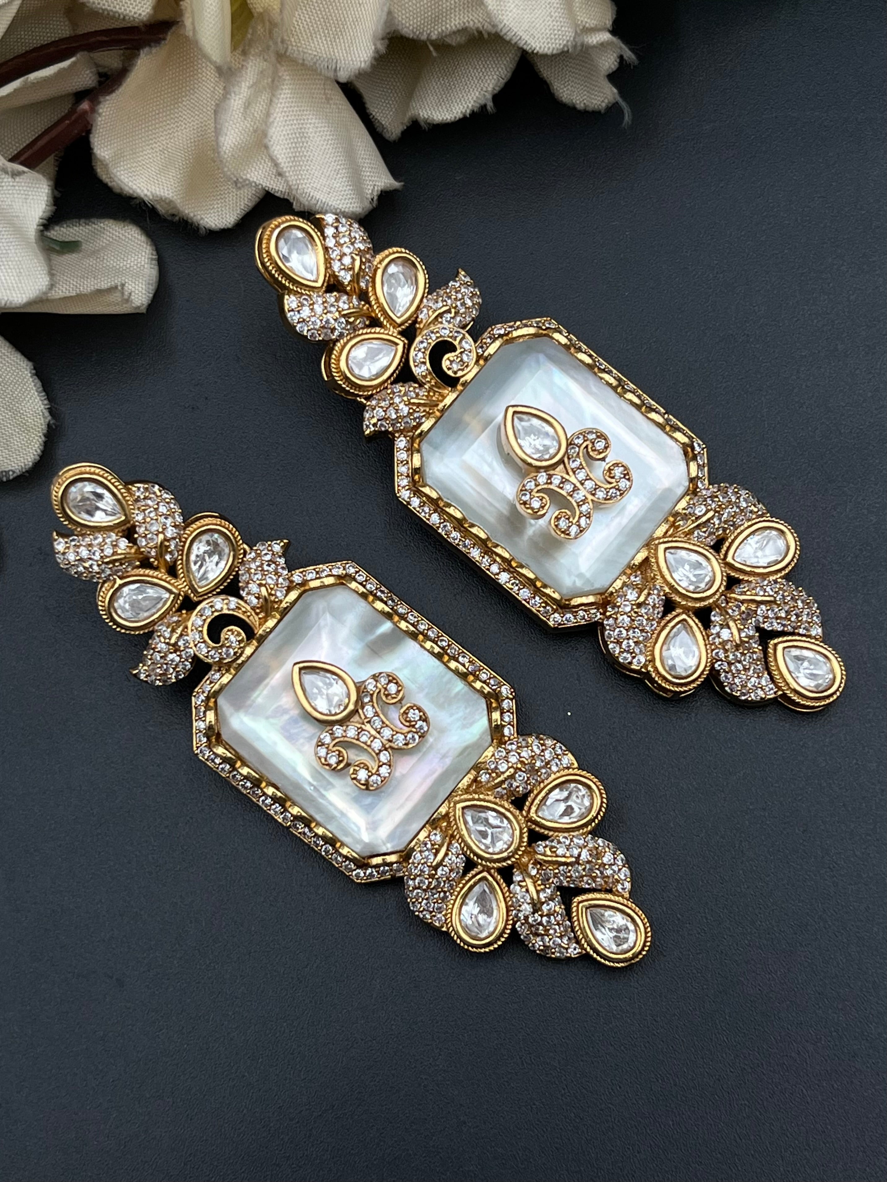 ISELA EARRINGS