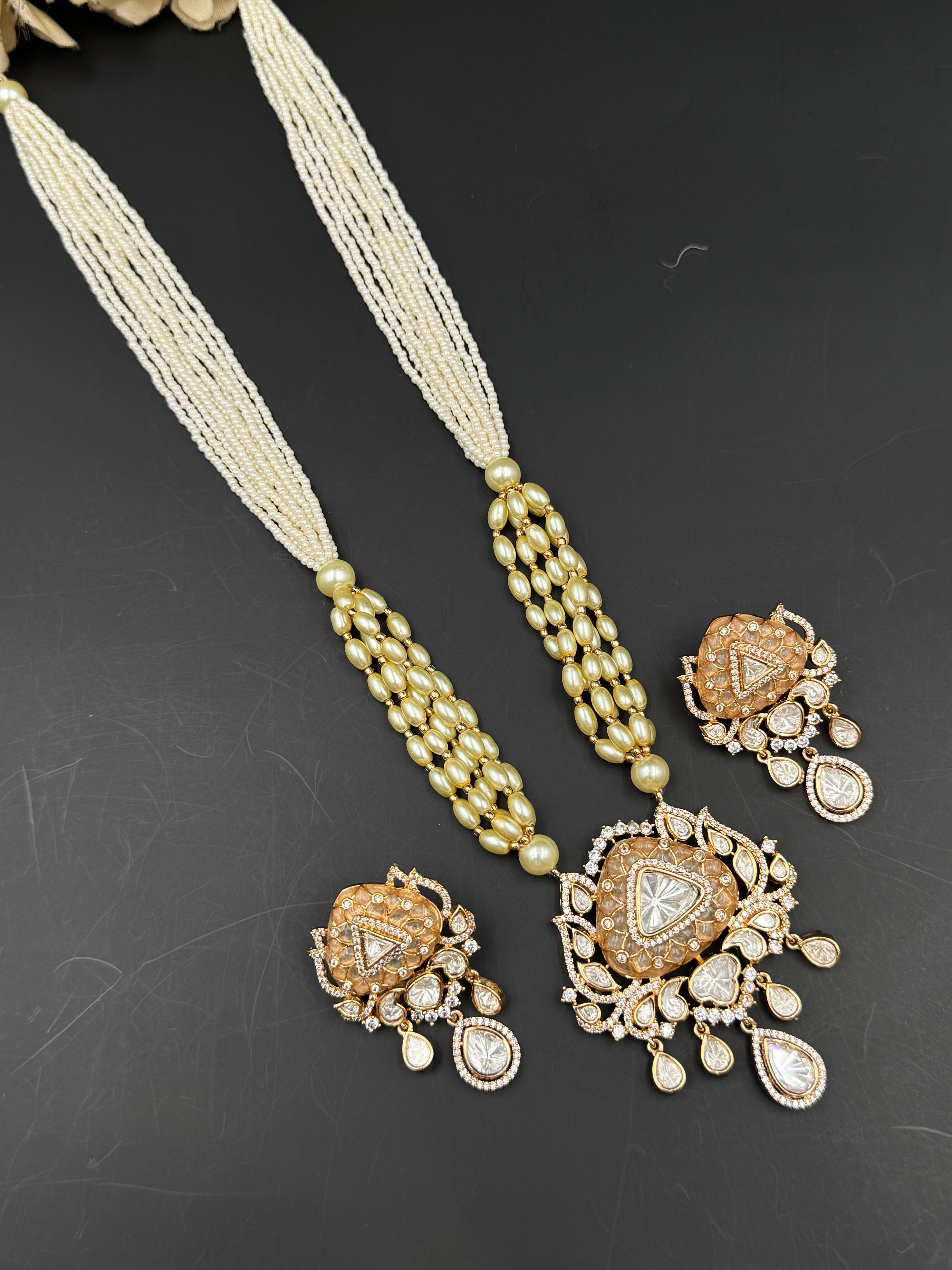 KAIRA NECKLACE