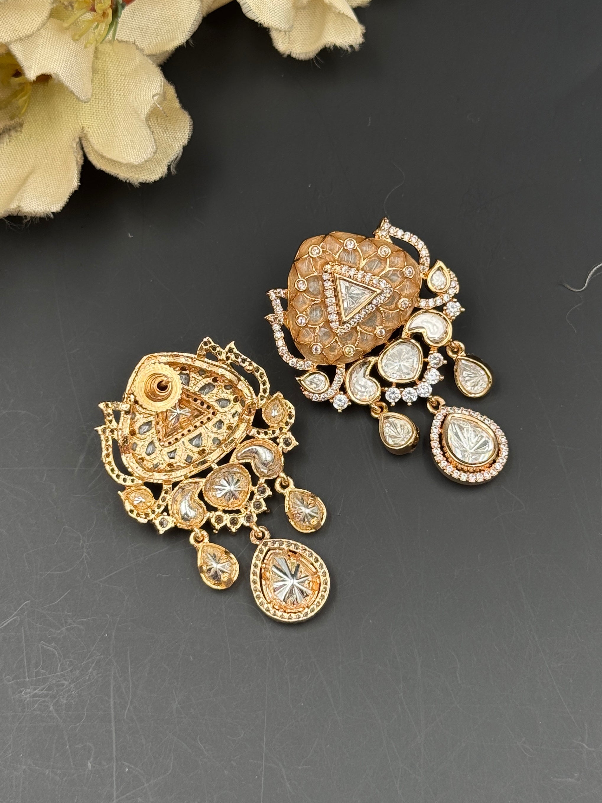 KAIRA NECKLACE