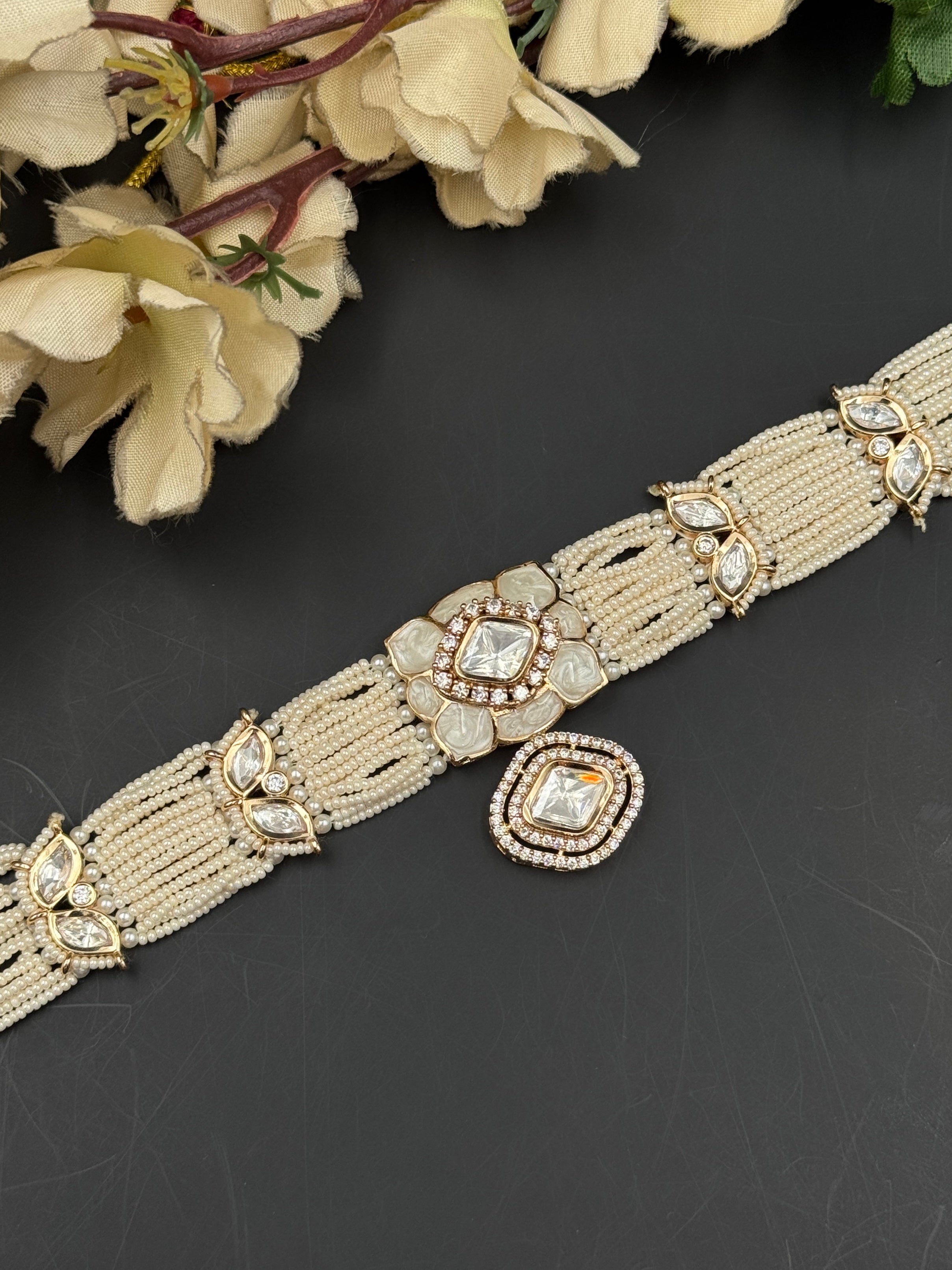 SOPHIA NECKLACE