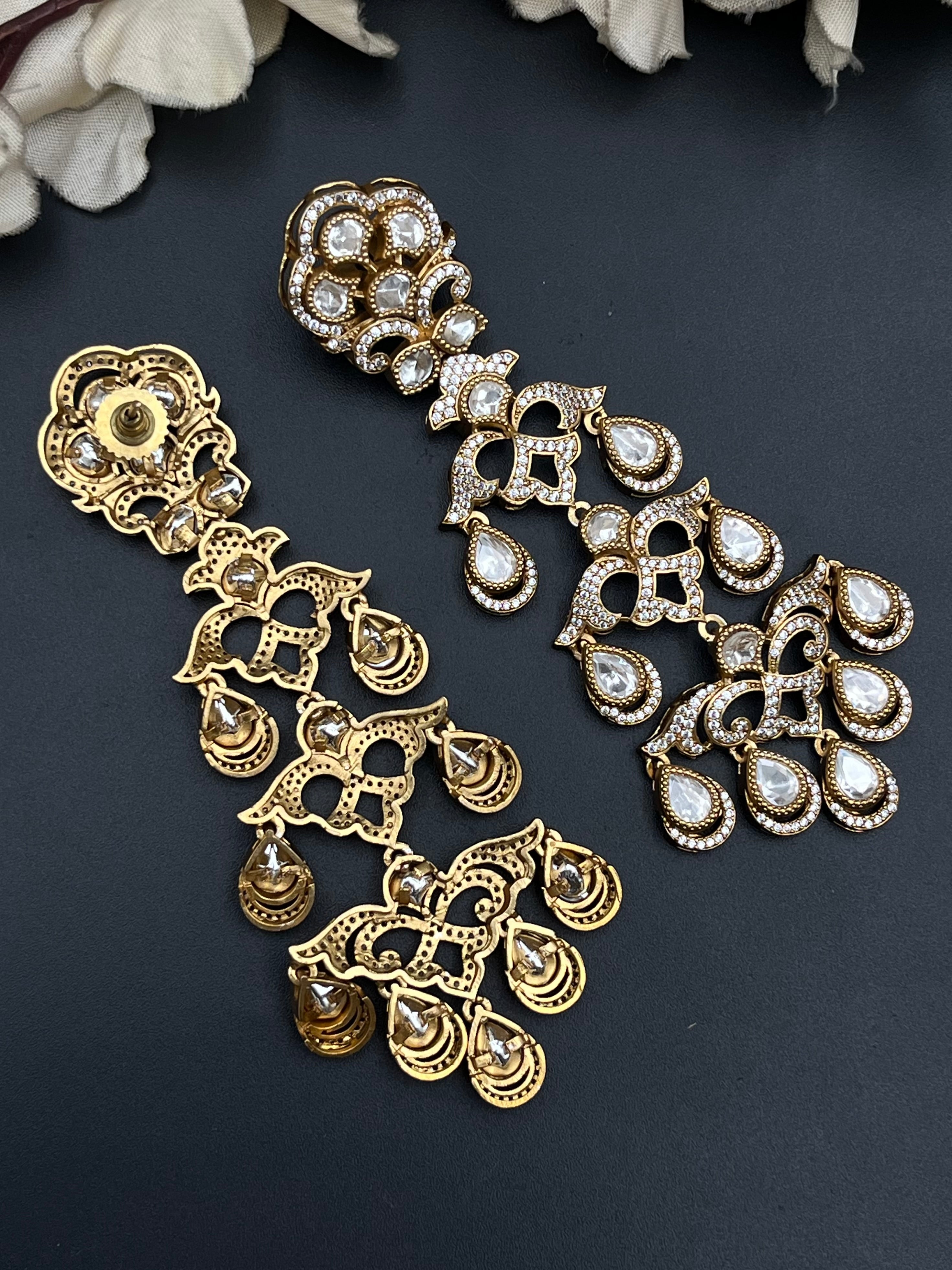 MAIRA EARRINGS