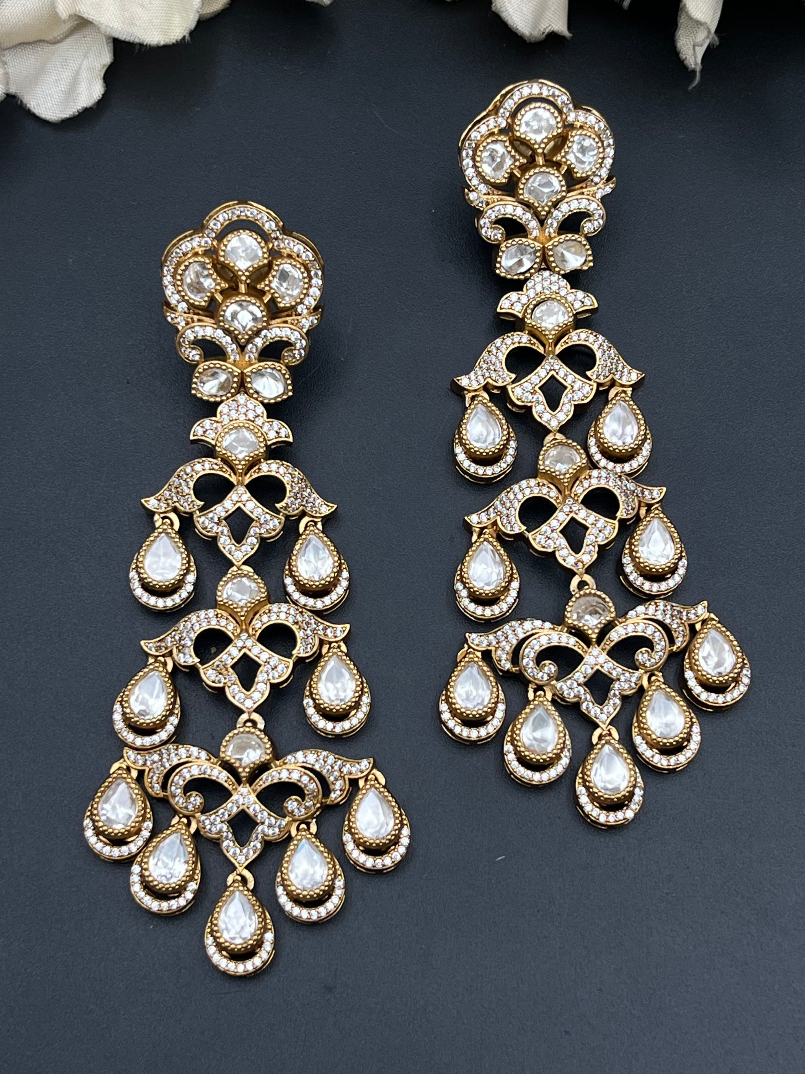 MAIRA EARRINGS