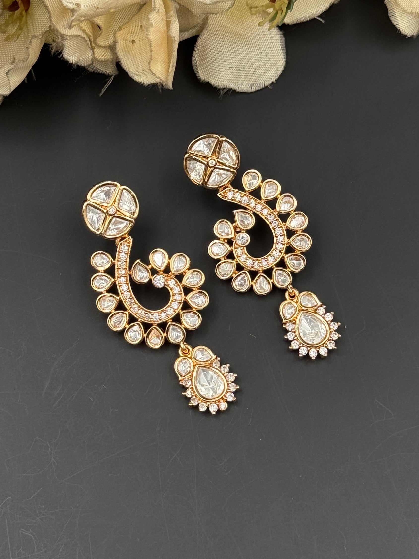 HEBA NECKLACE