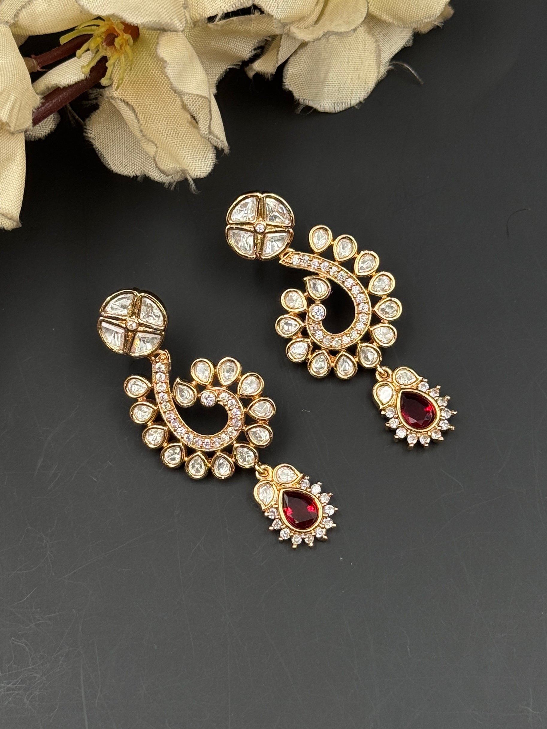 HEBA NECKLACE