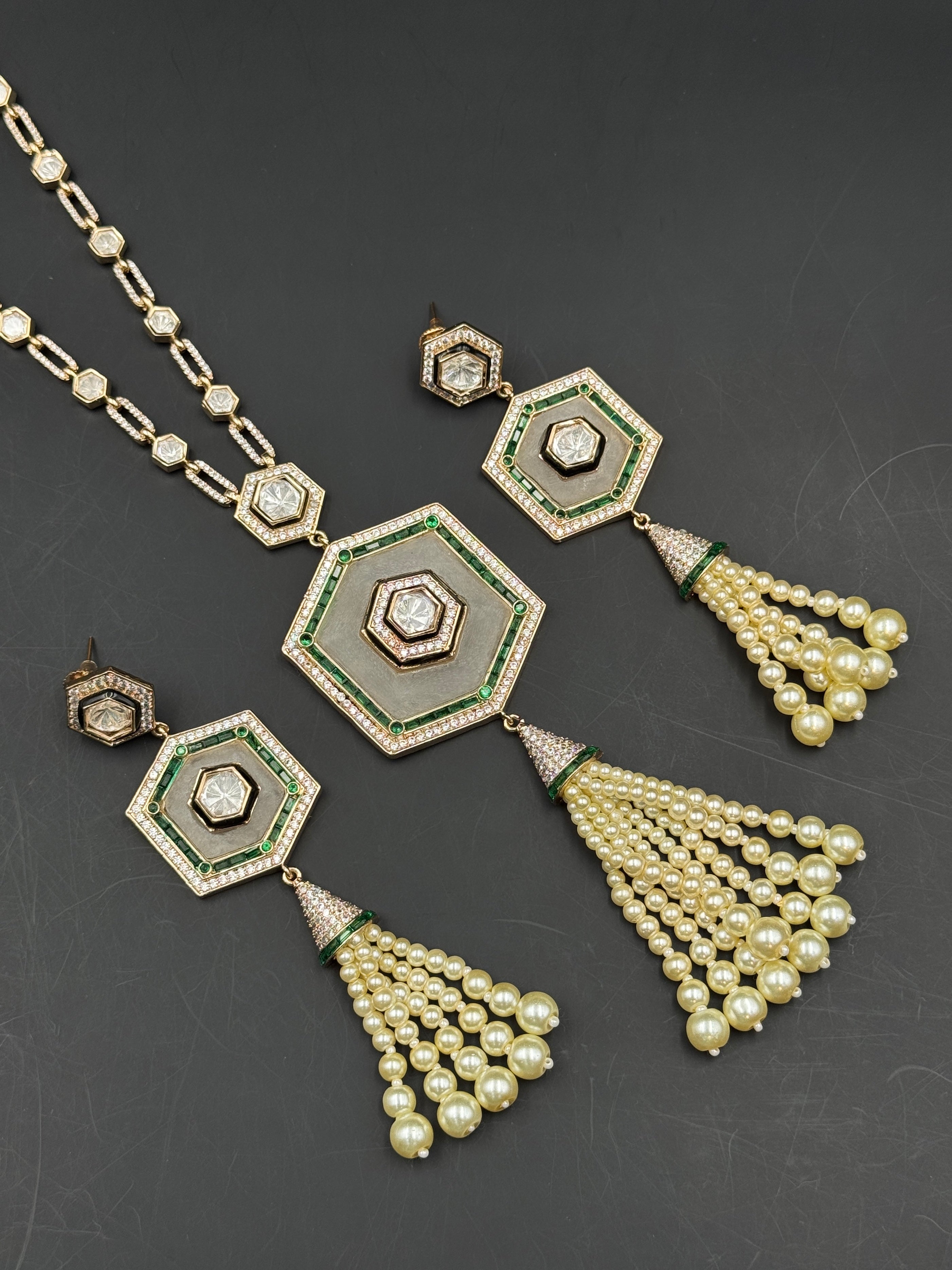 MAYA NECKLACE