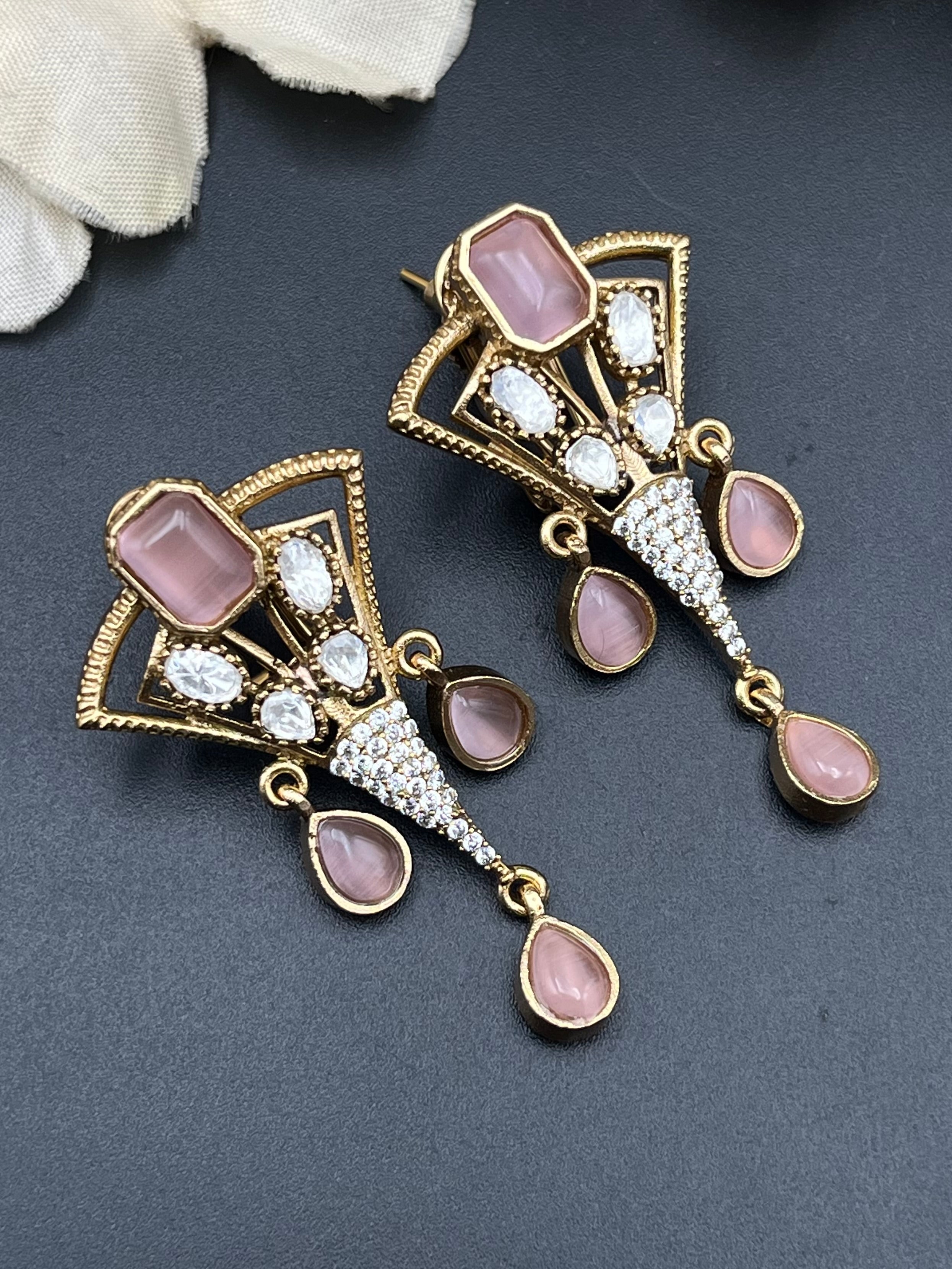 ANILA EARRINGS