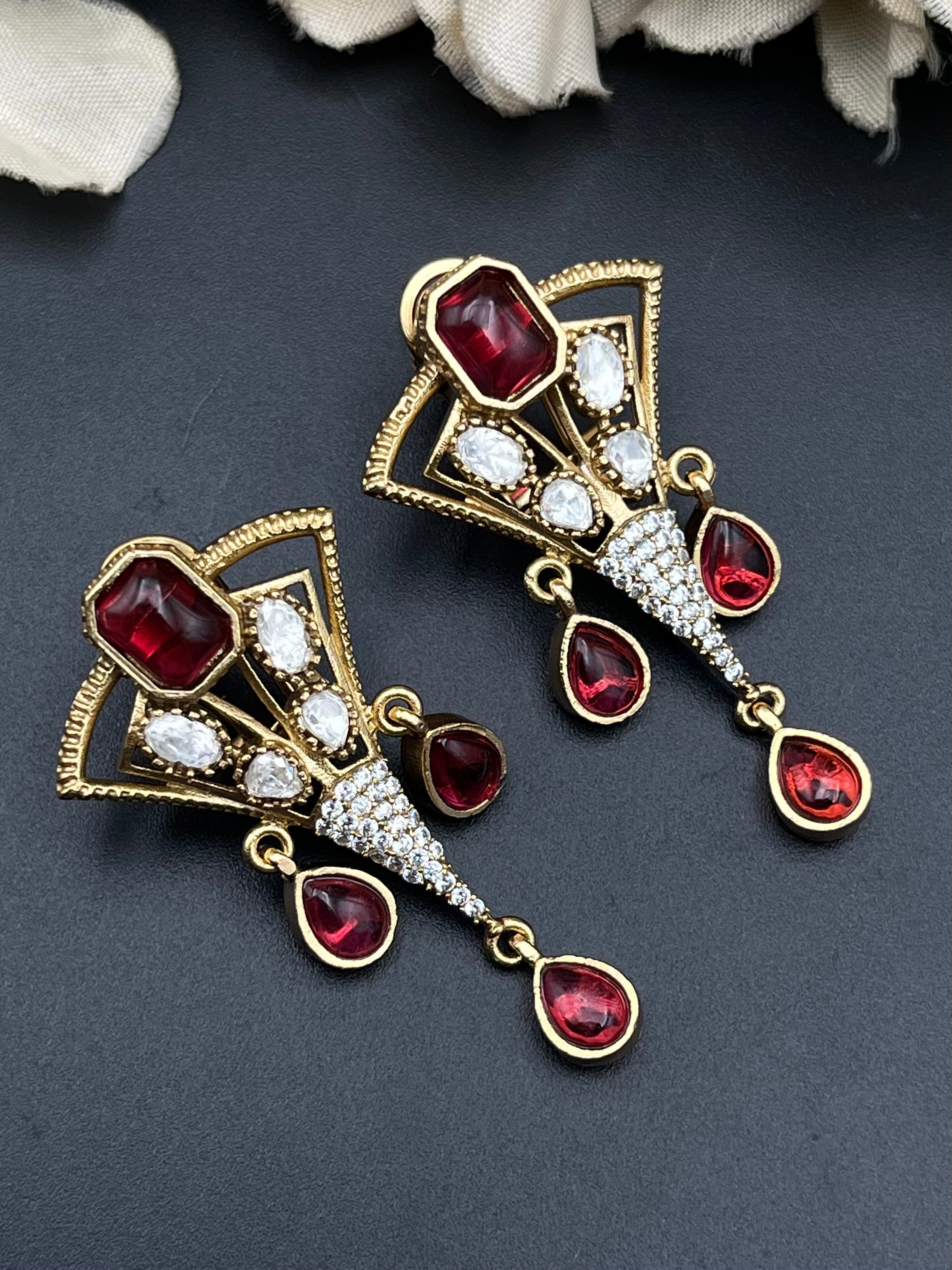 ANILA EARRINGS