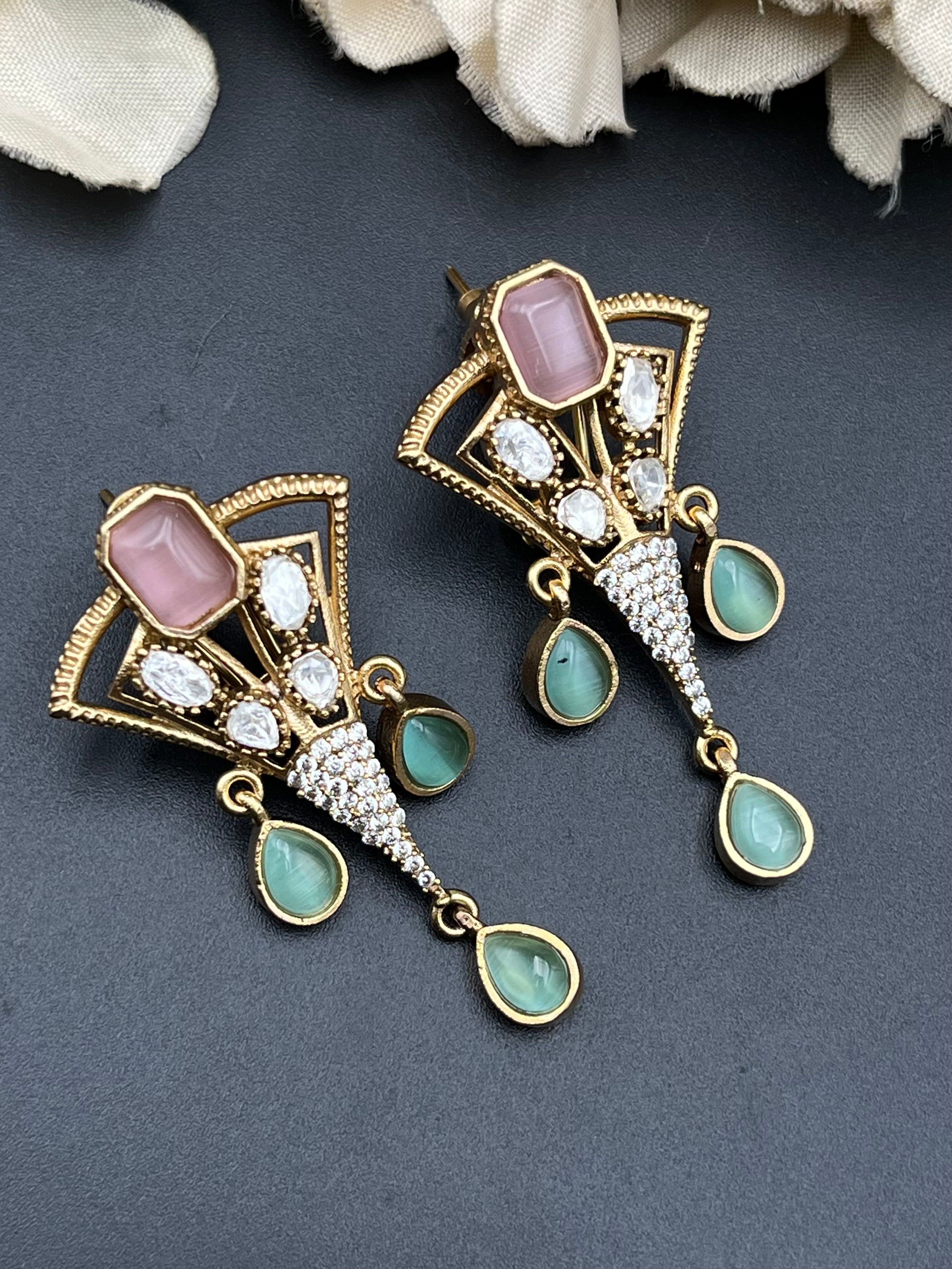 ANILA EARRINGS
