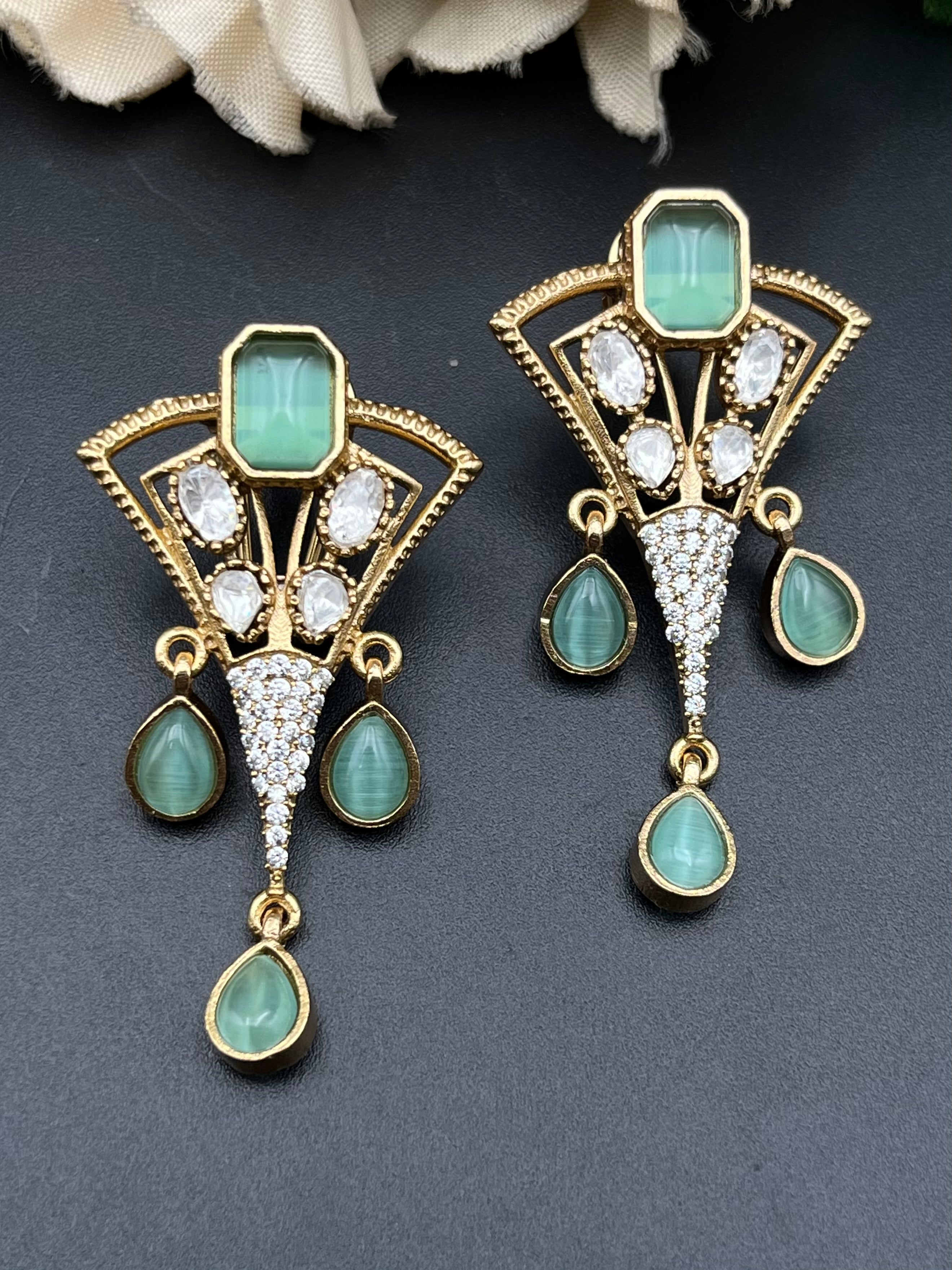 ANILA EARRINGS