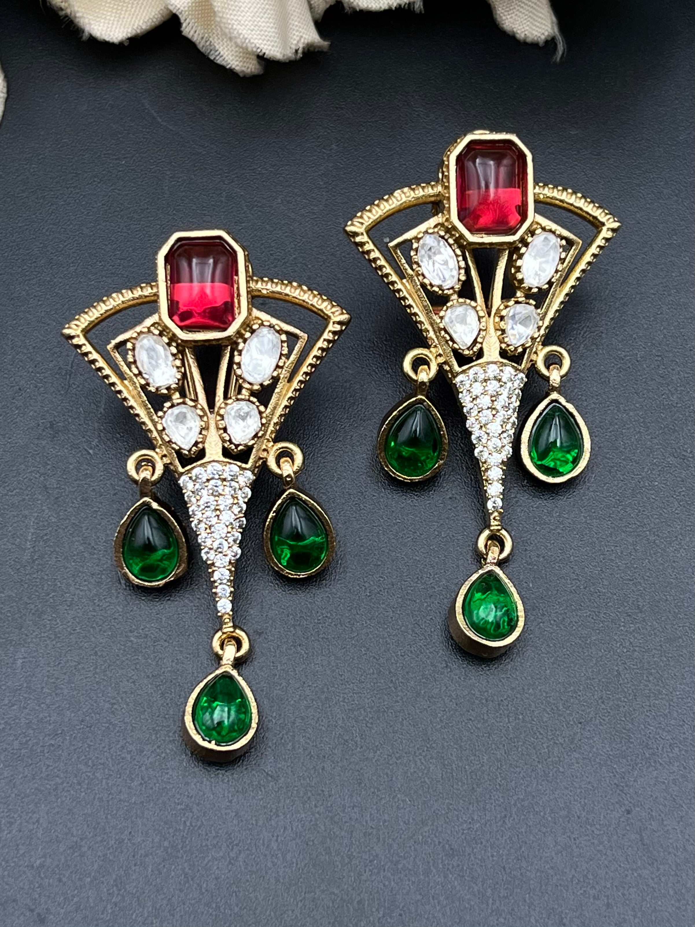ANILA EARRINGS