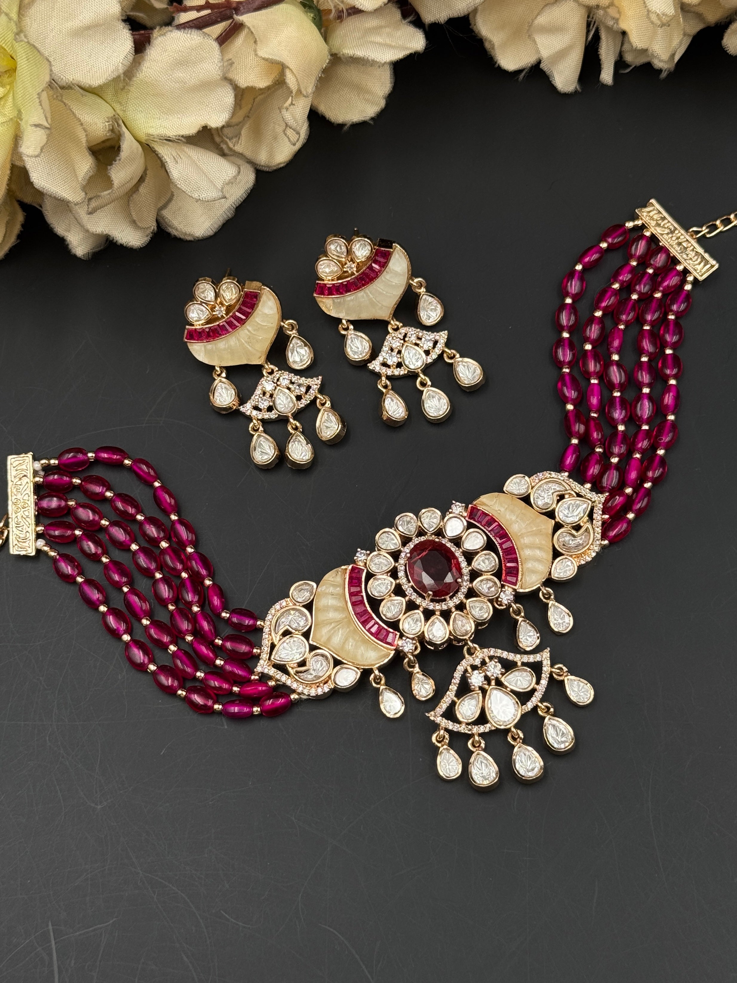 TABINA NECKLACE
