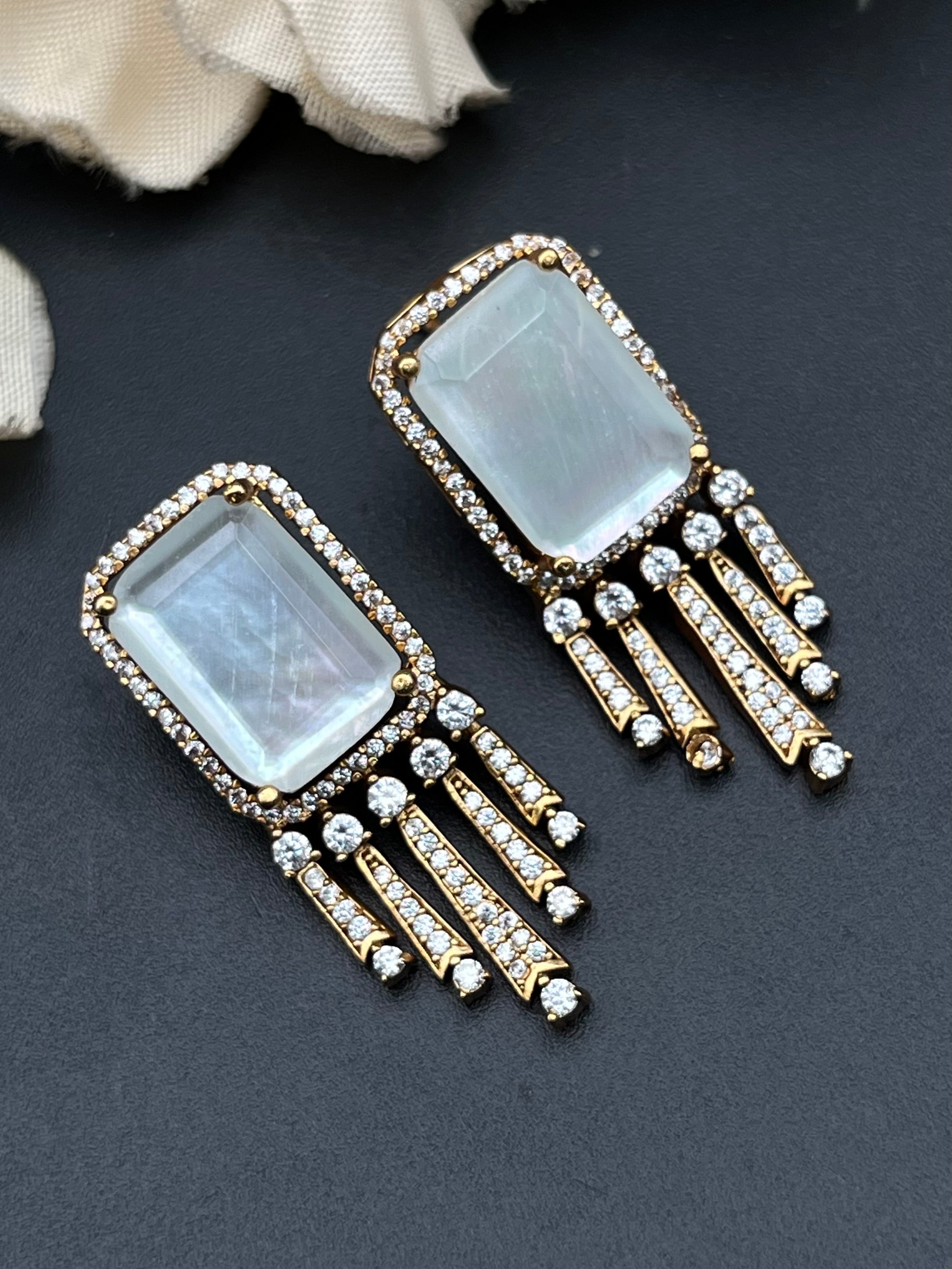 ROZI EARRINGS