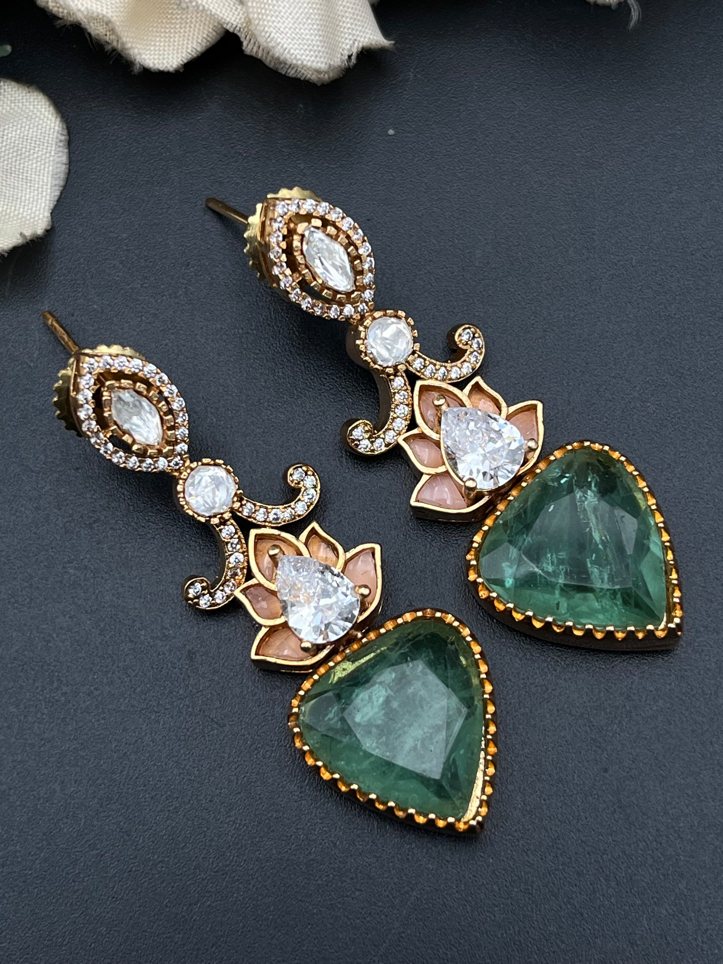 KAUSAR EARRINGS