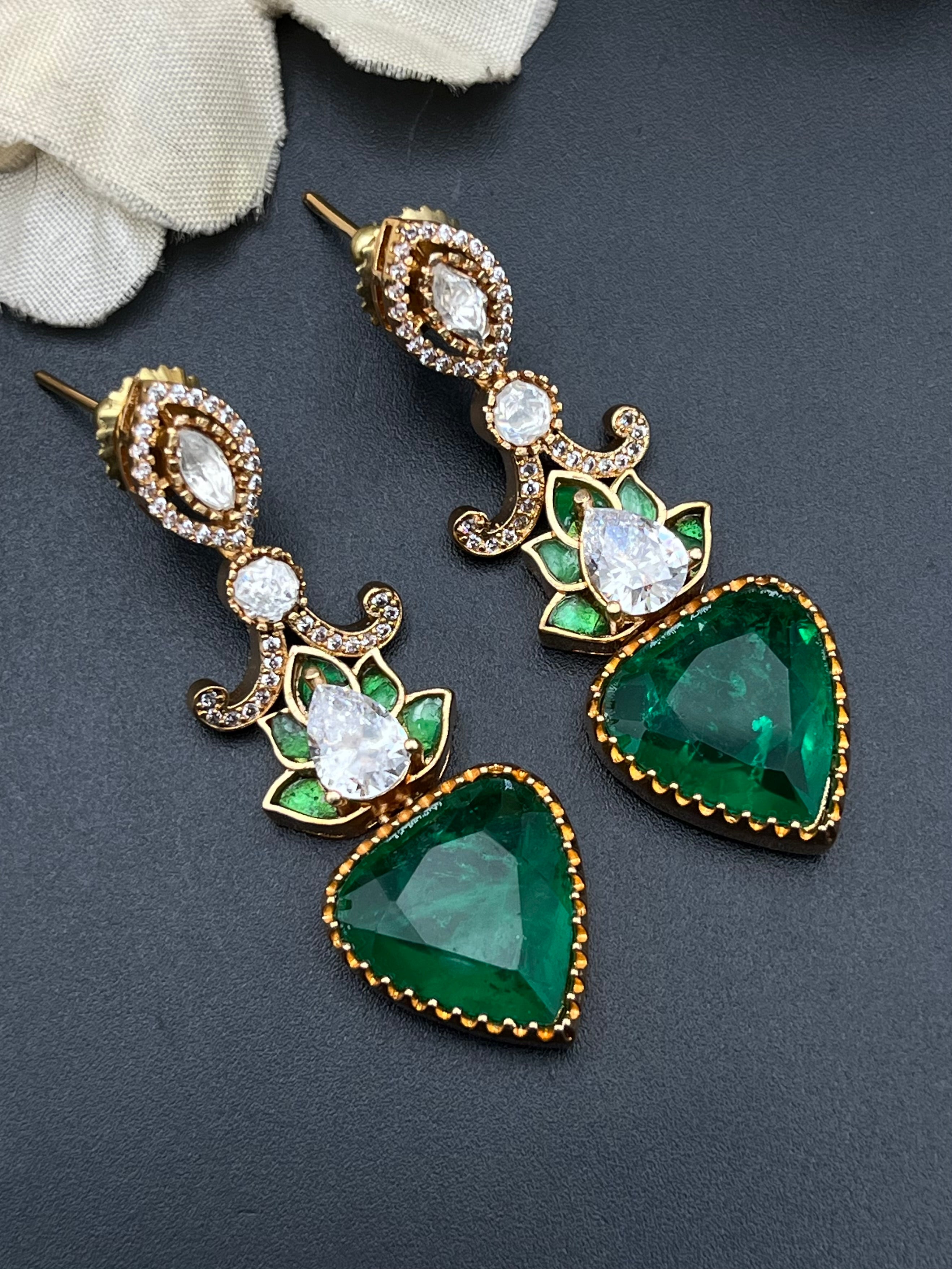 KAUSAR EARRINGS