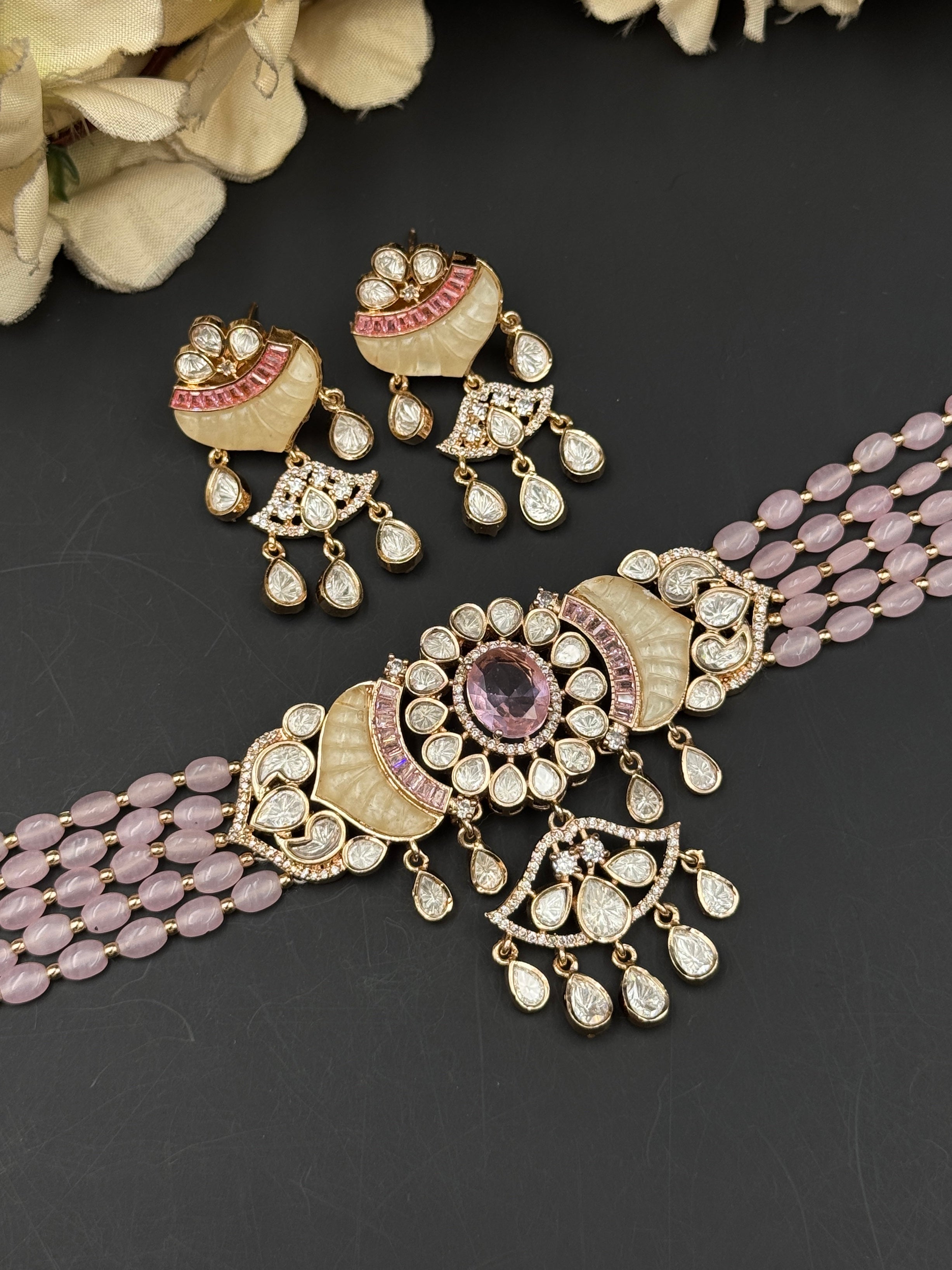 TABINA NECKLACE