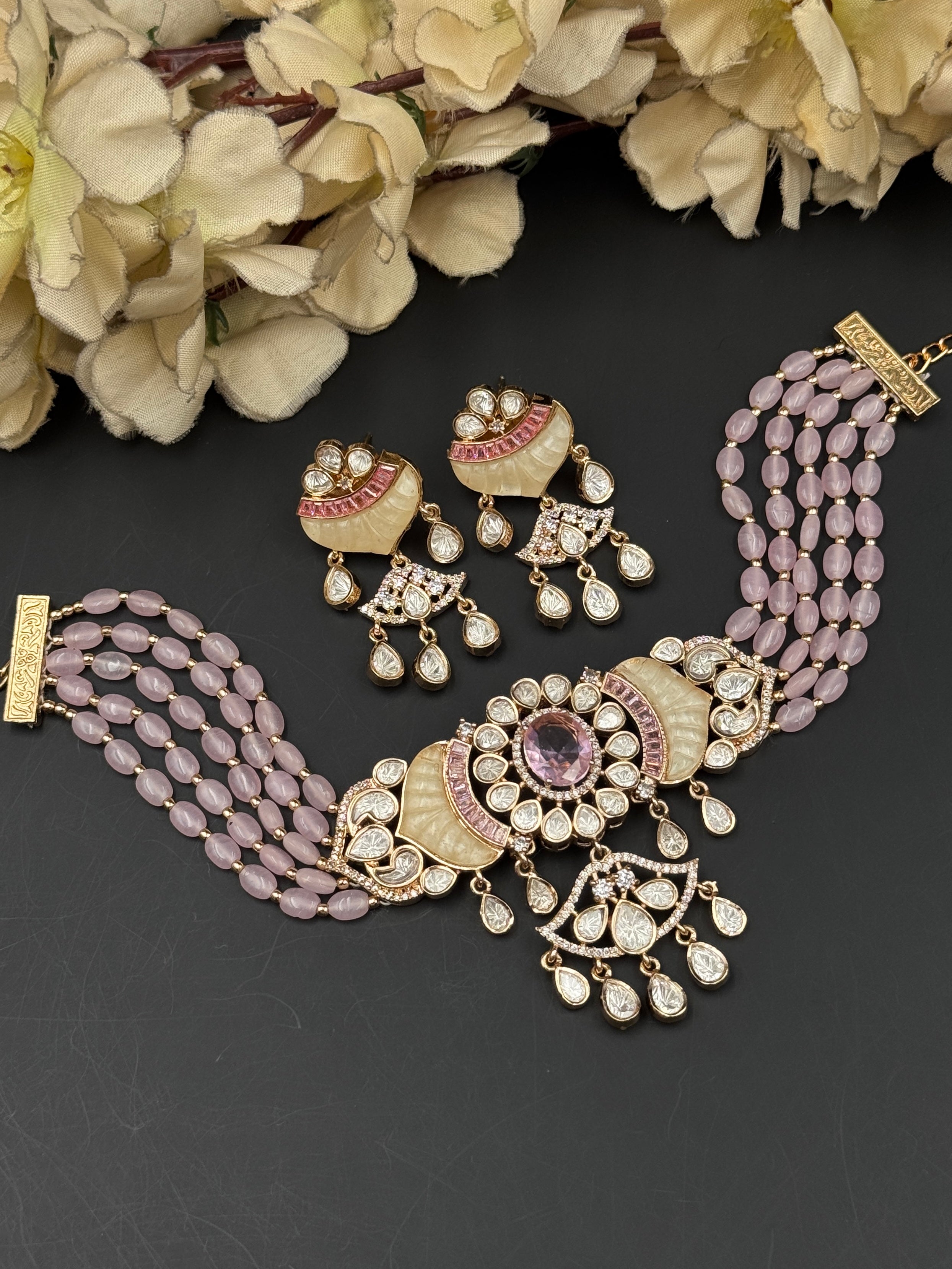 TABINA NECKLACE
