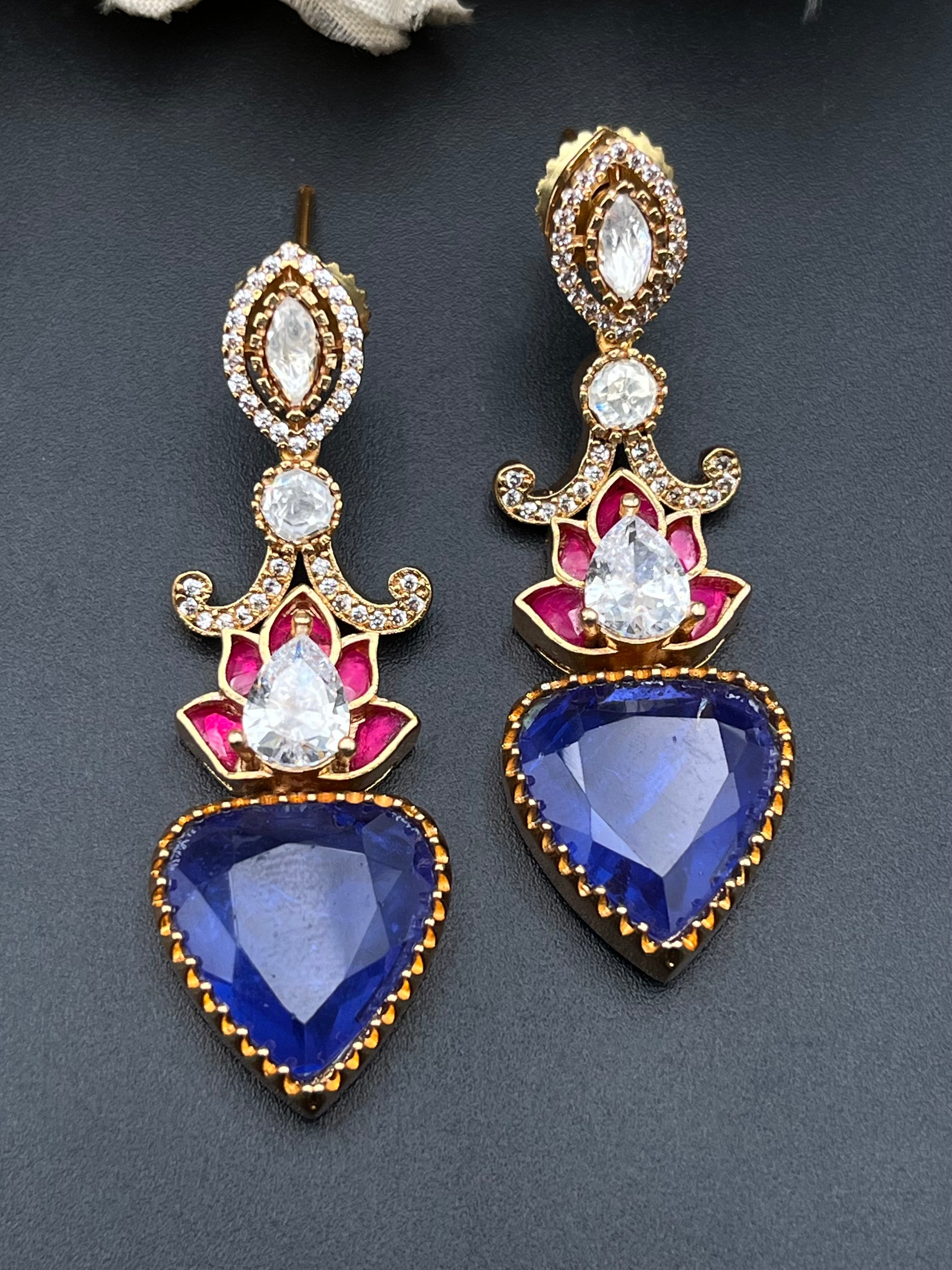 KAUSAR EARRINGS