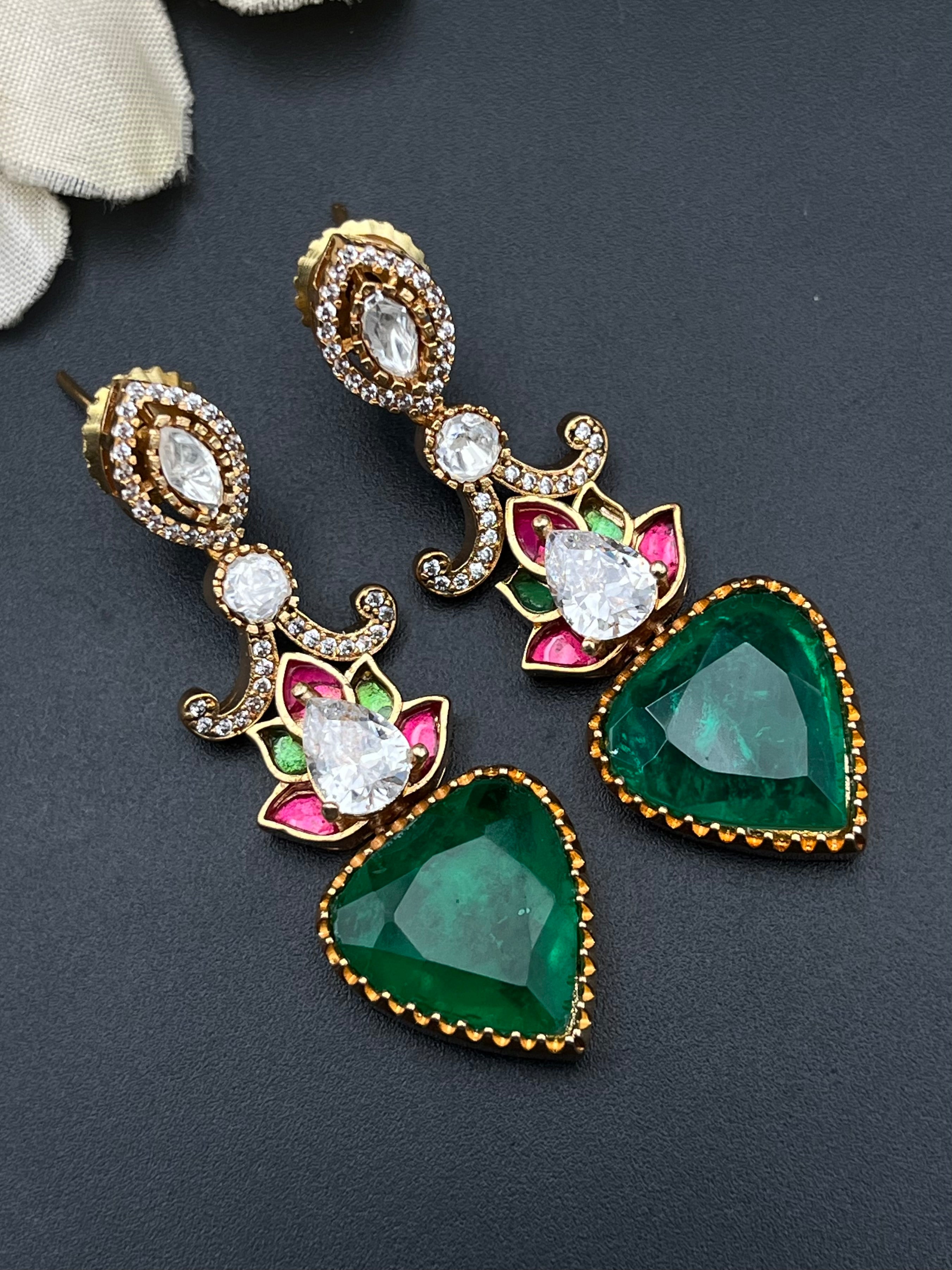 KAUSAR EARRINGS