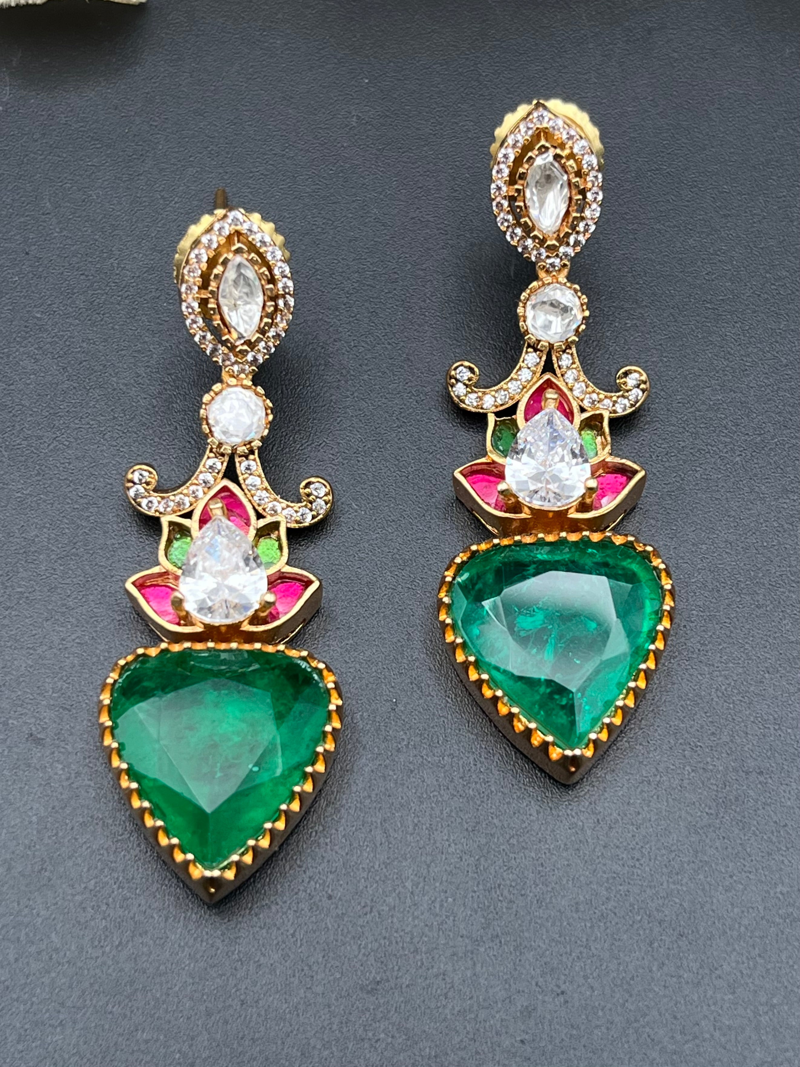 KAUSAR EARRINGS
