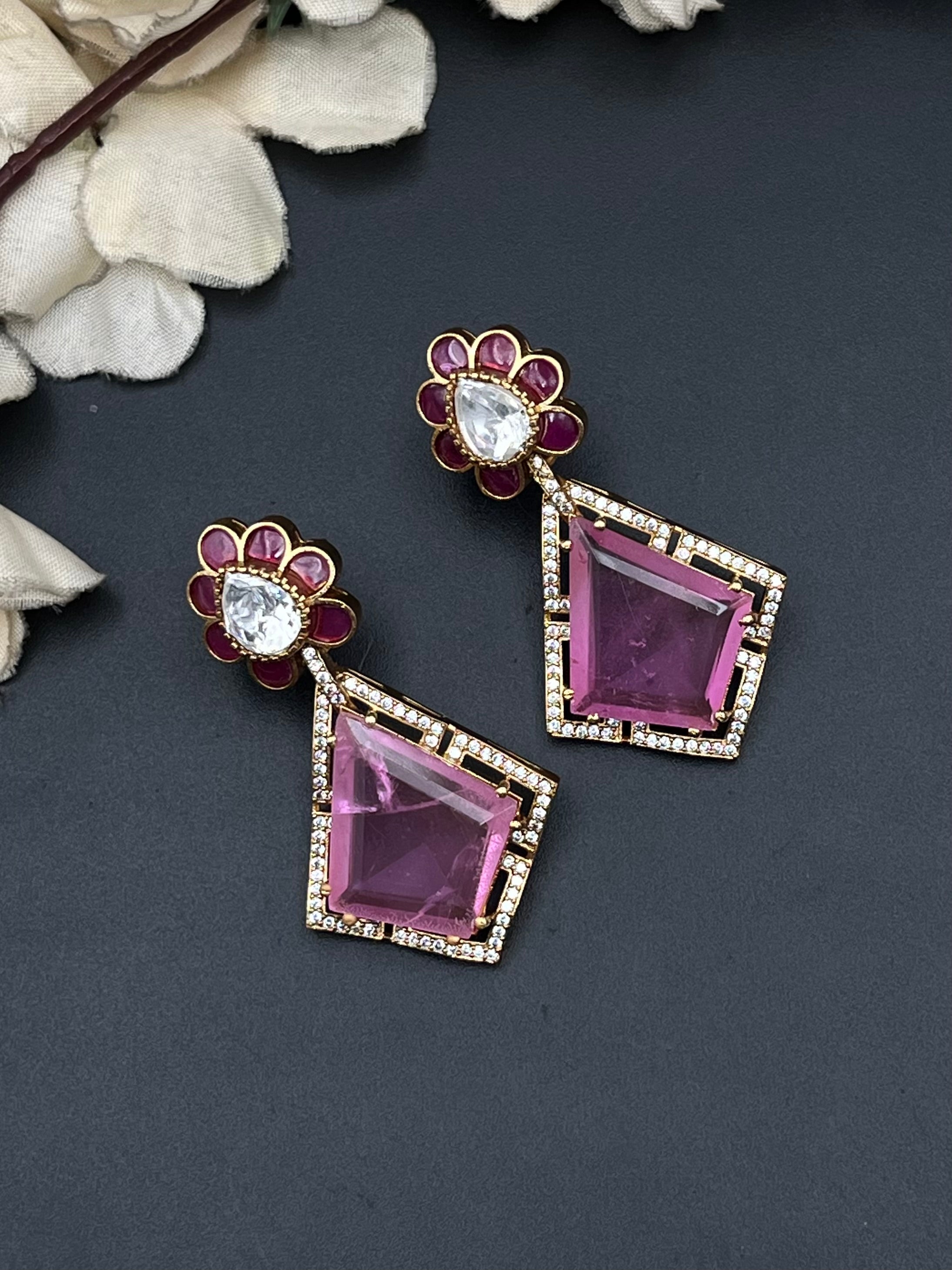 MUNRA EARRINGS