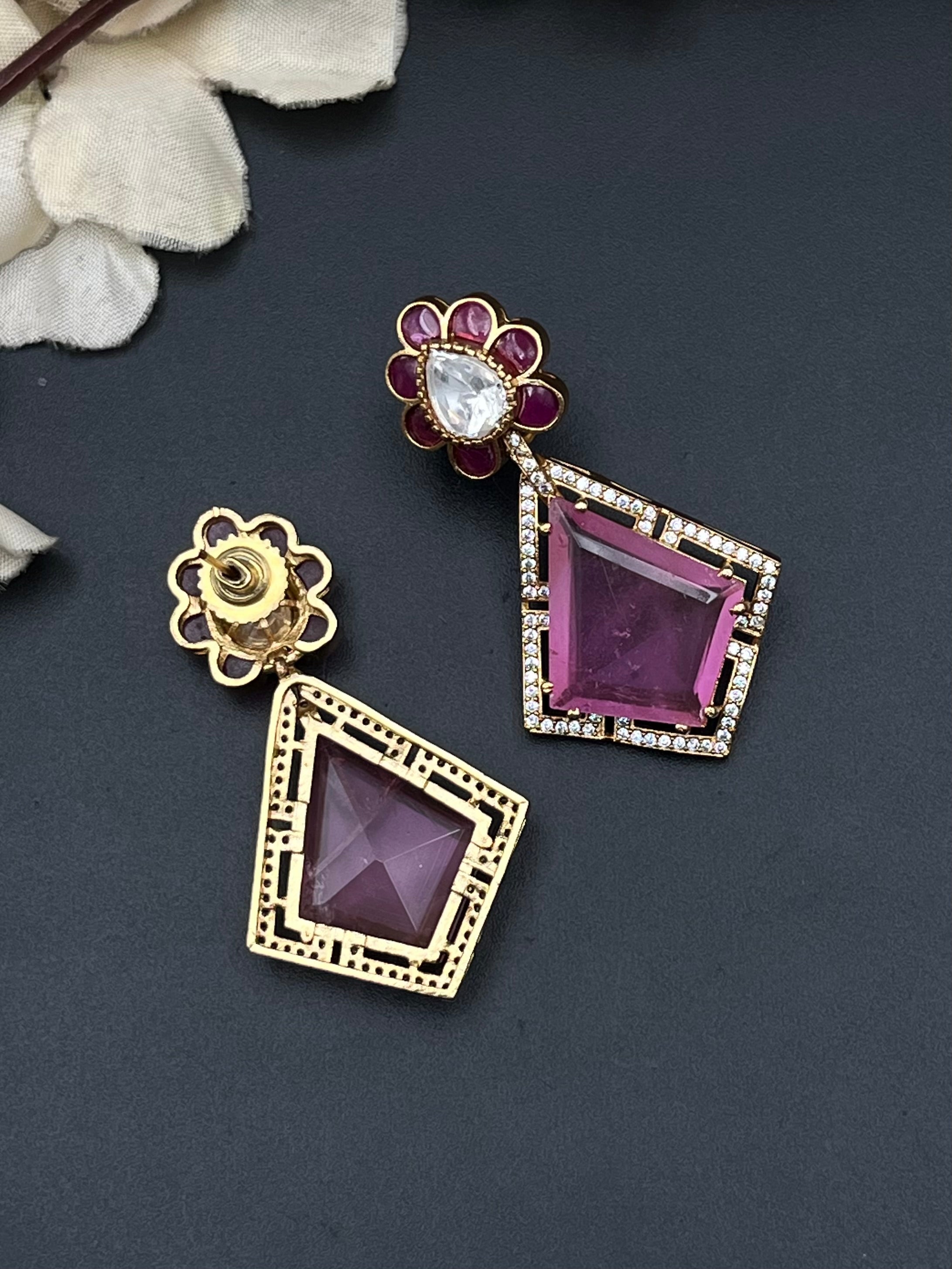 MUNRA EARRINGS