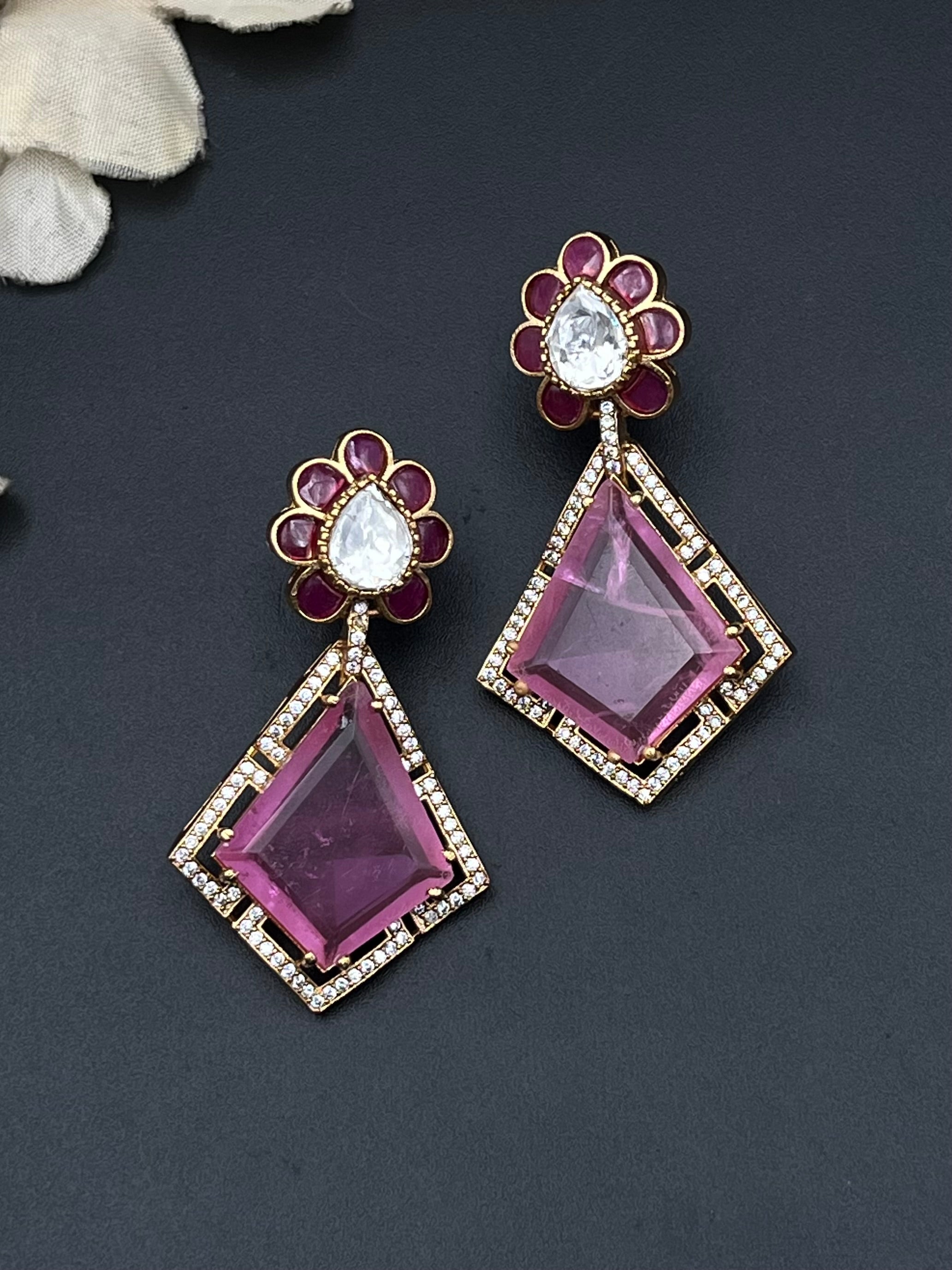 MUNRA EARRINGS