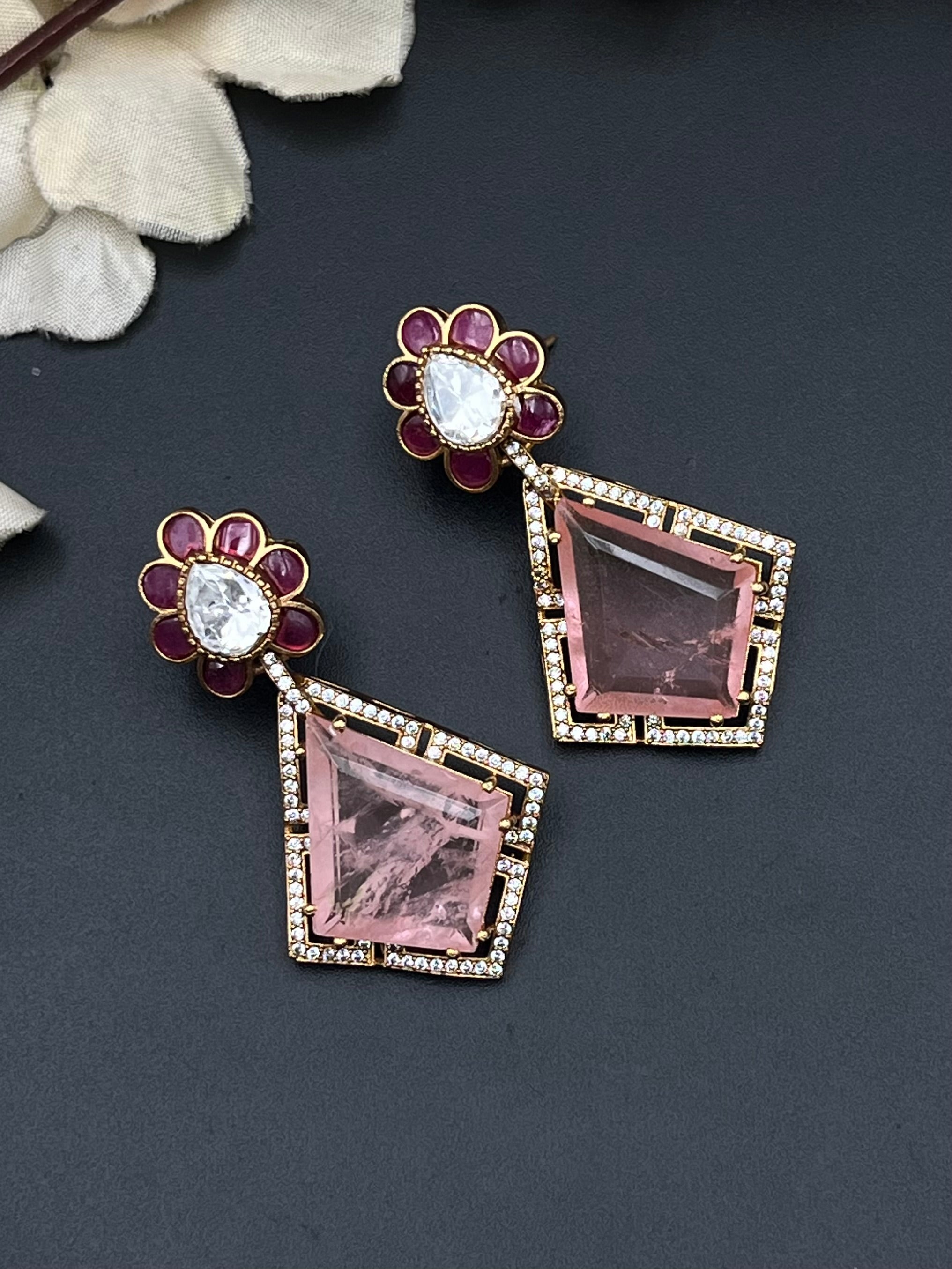 MUNRA EARRINGS