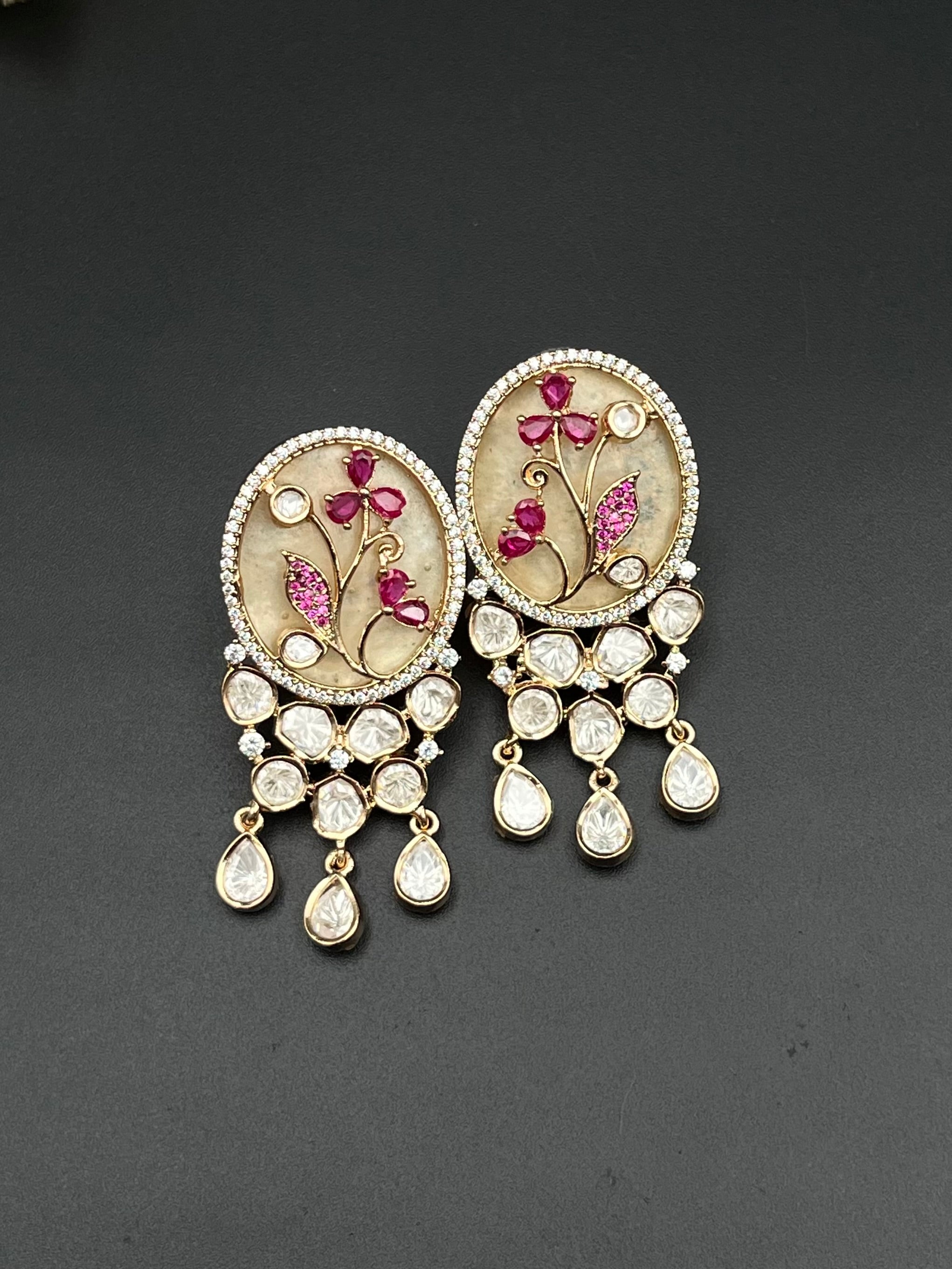 ZAHRA NECKLACE