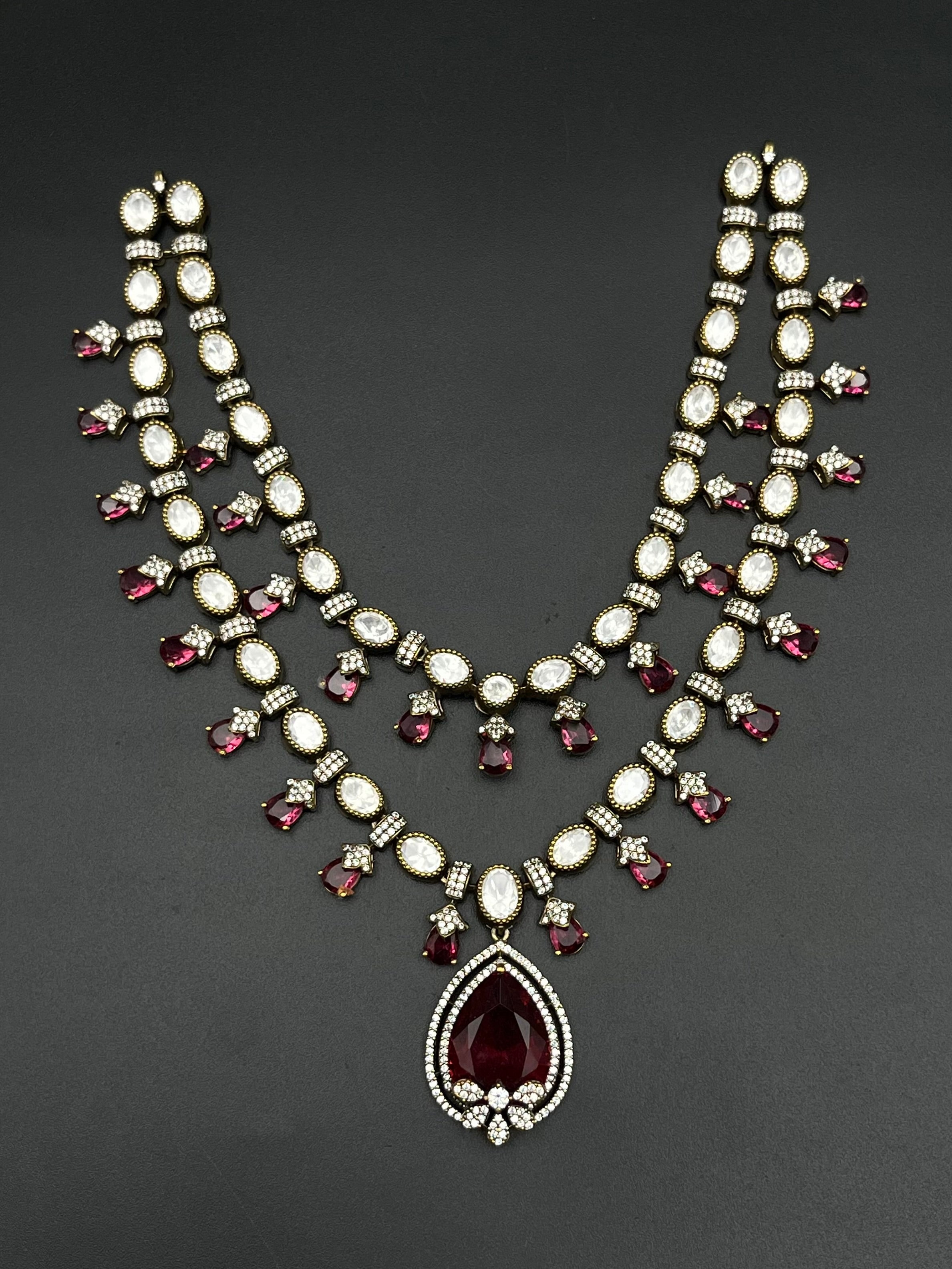 INYA NECKLACE